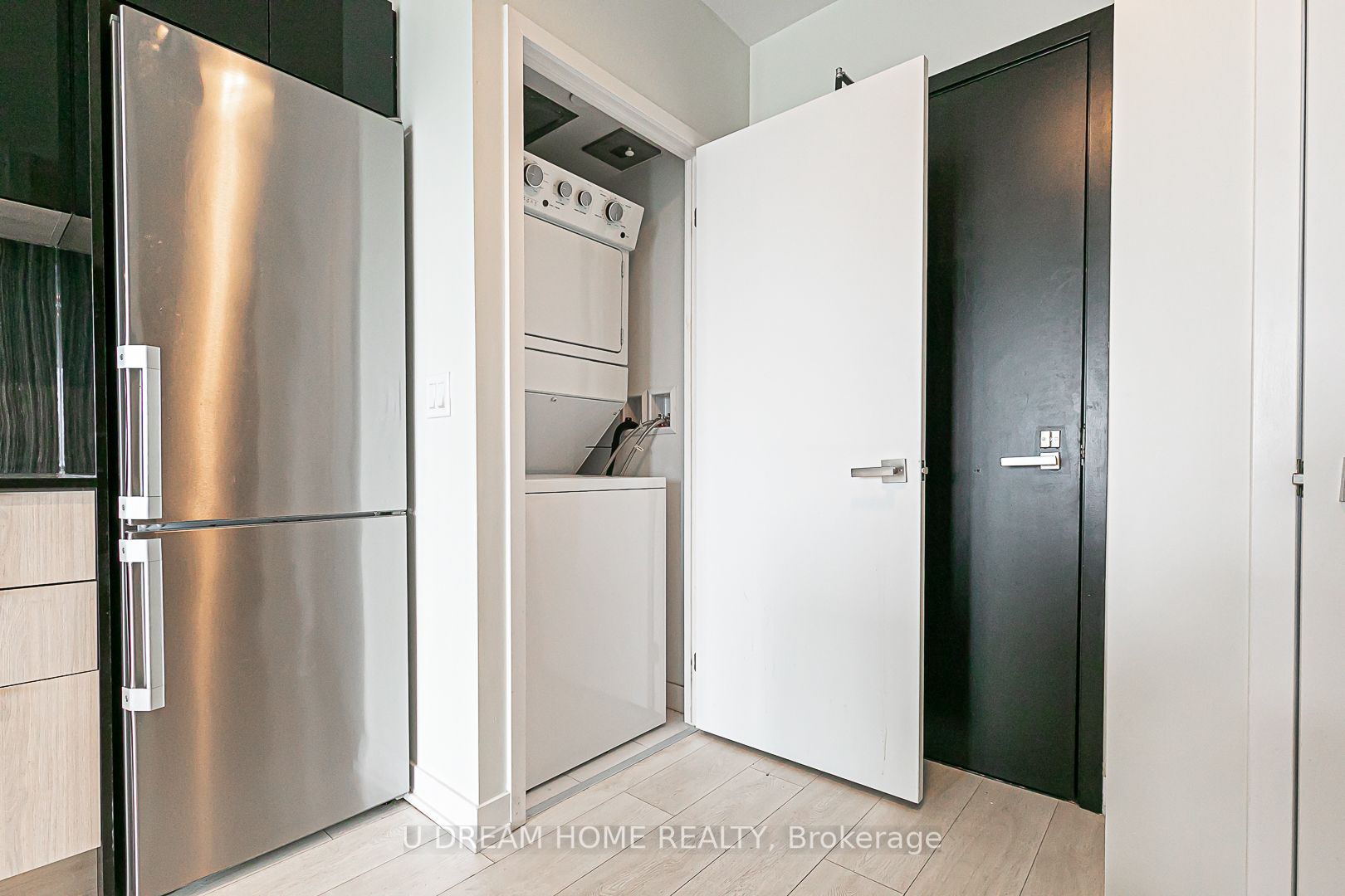 31 Tippett Rd, #636