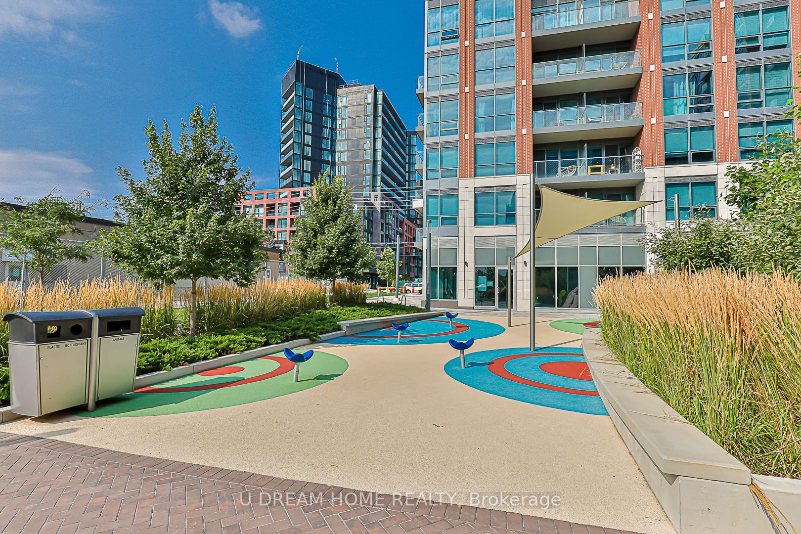 31 Tippett Rd, #636