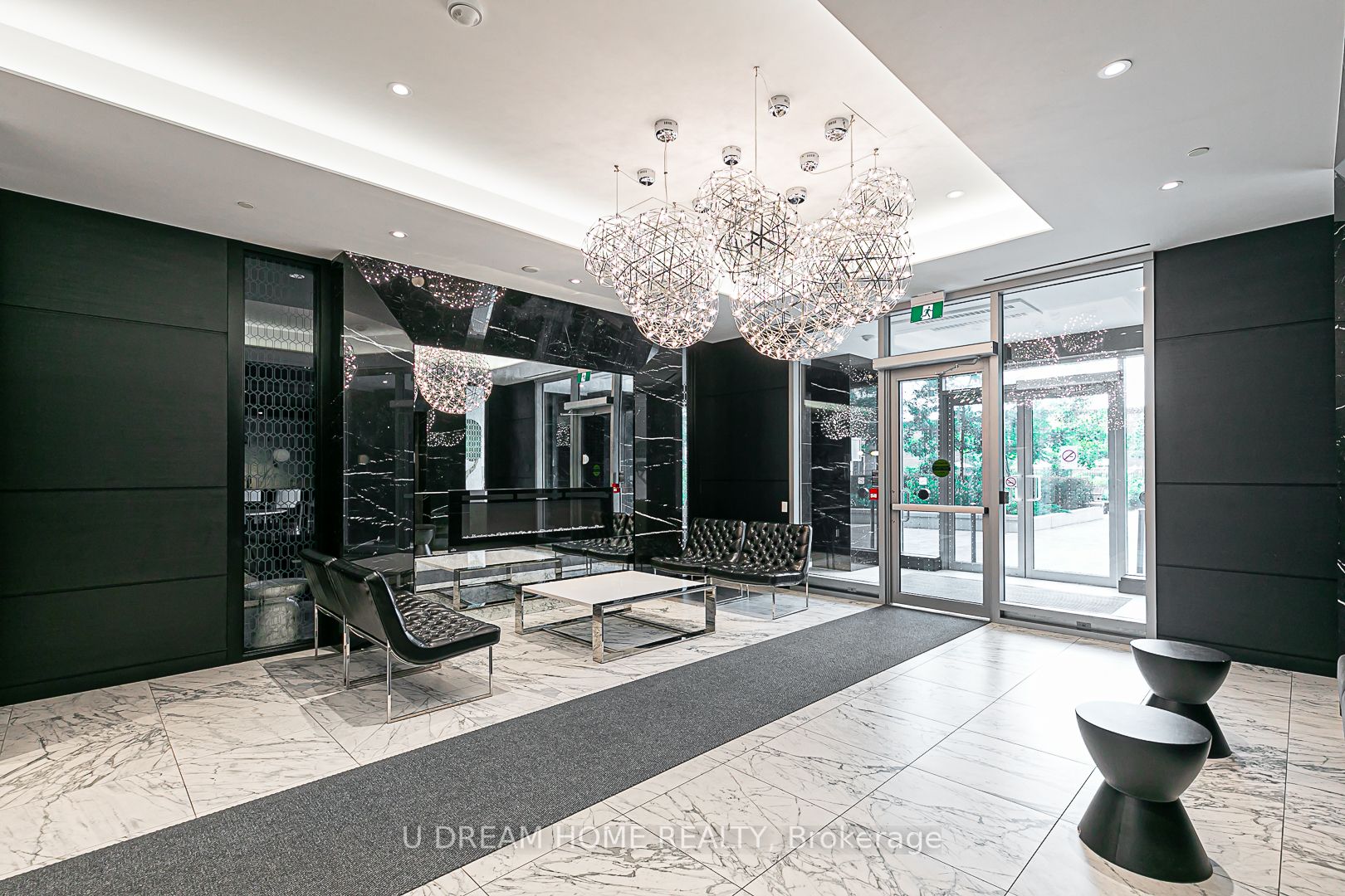 31 Tippett Rd, #636