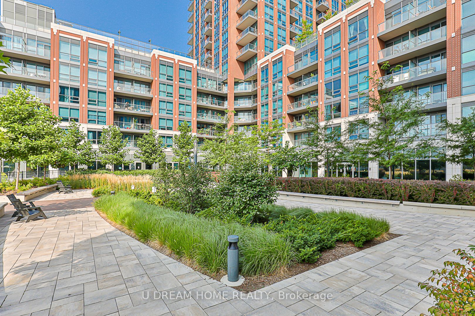 31 Tippett Rd, #636