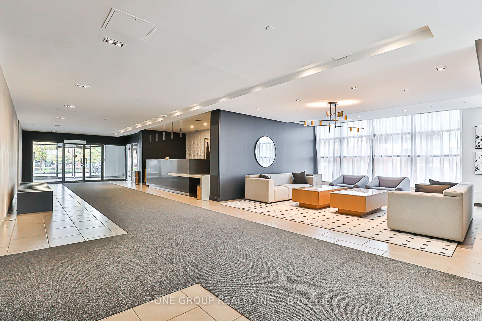 15 Fort York Blvd, #1606