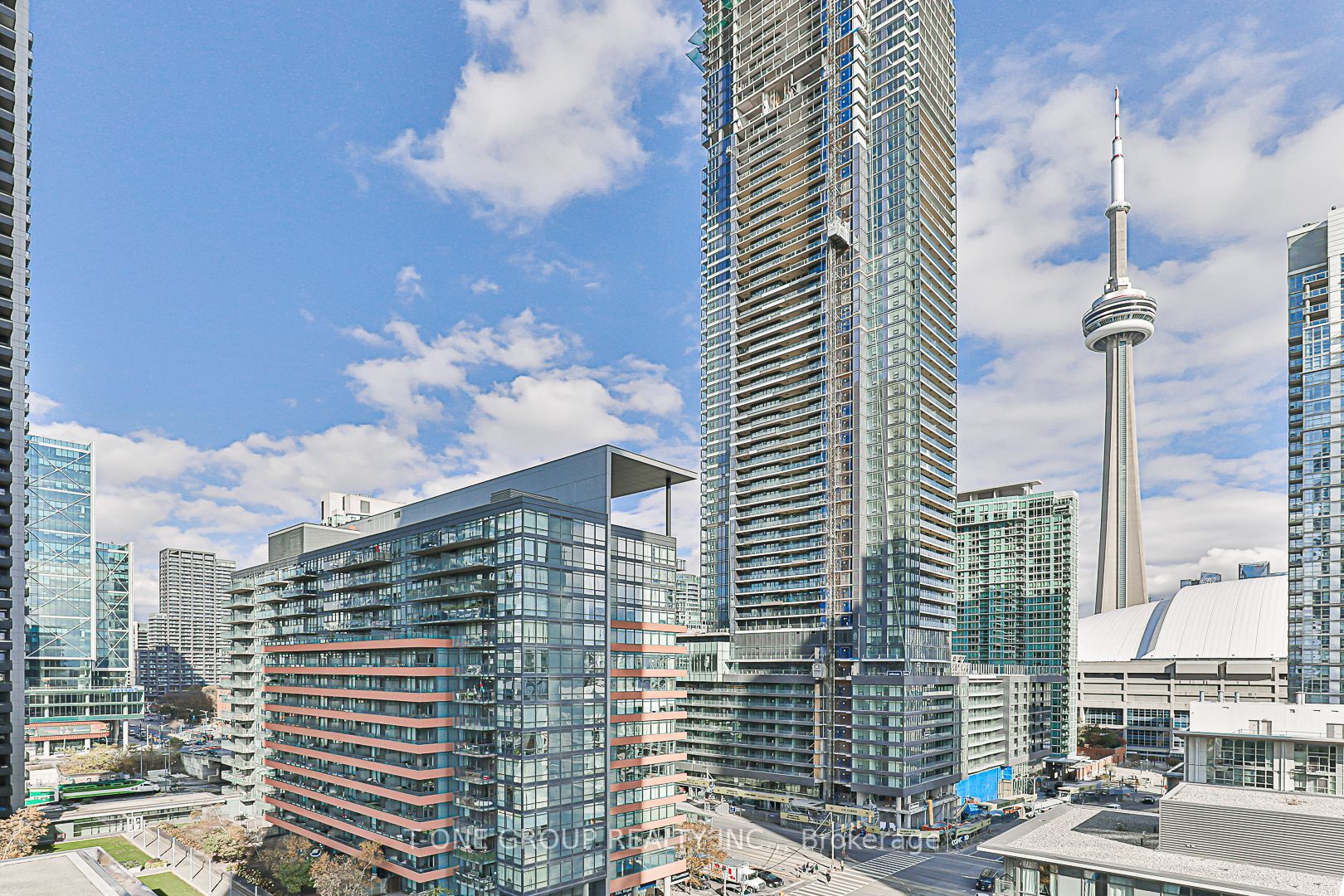 15 Fort York Blvd, #1606