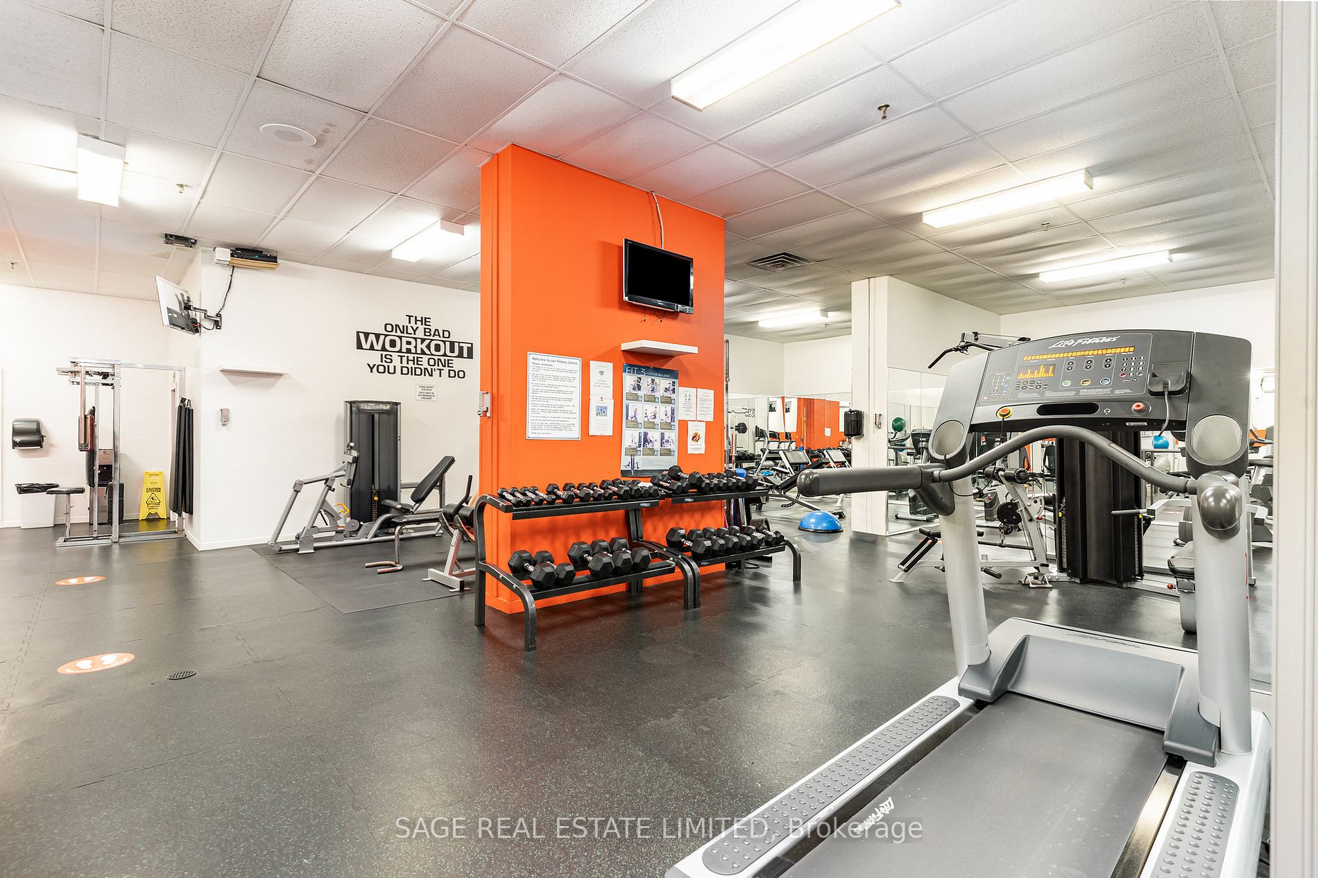 77 Maitland Pl, #720