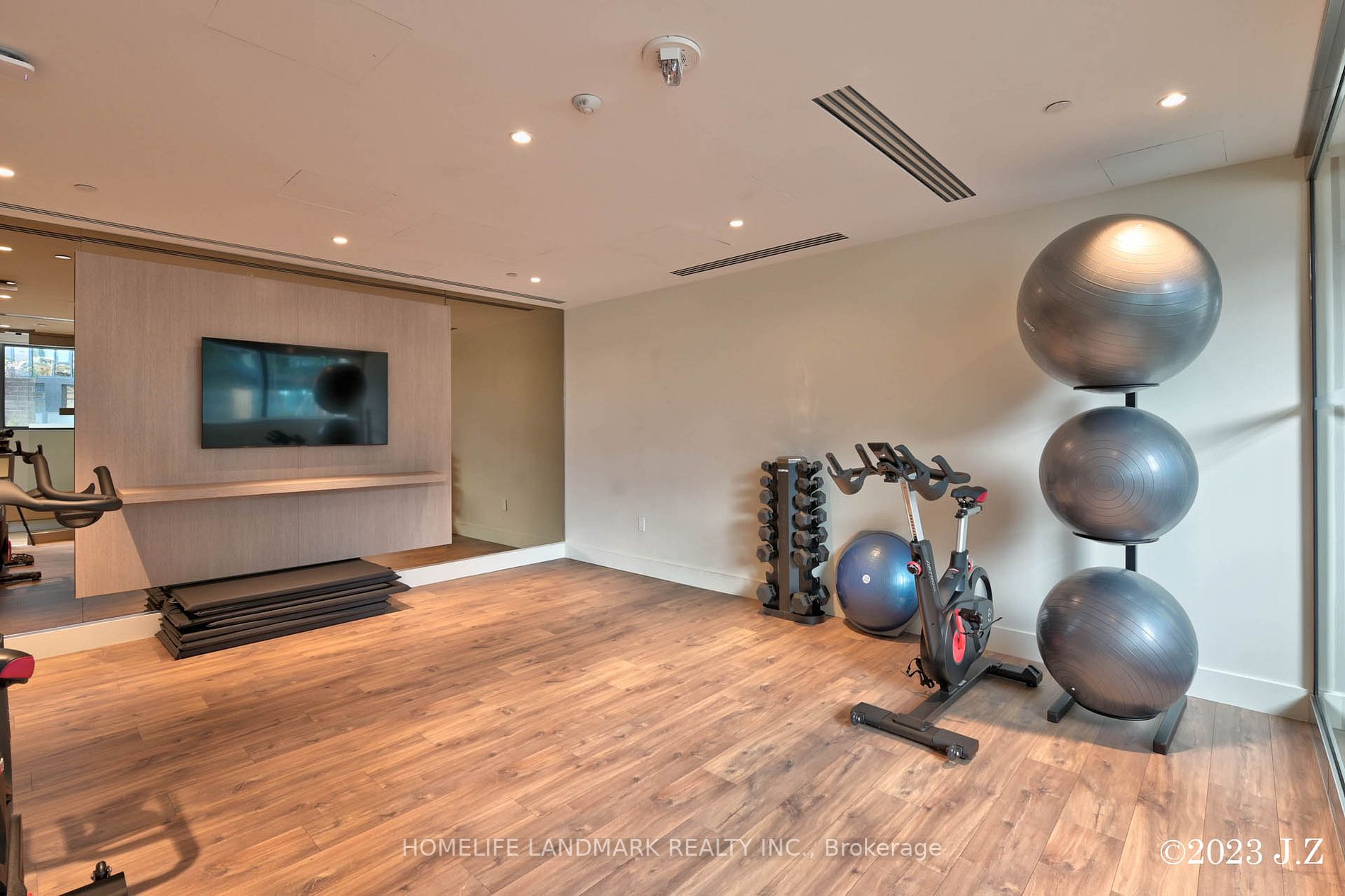 50 Power St, #929