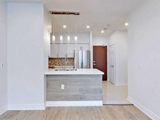 22 Olive Ave, #107