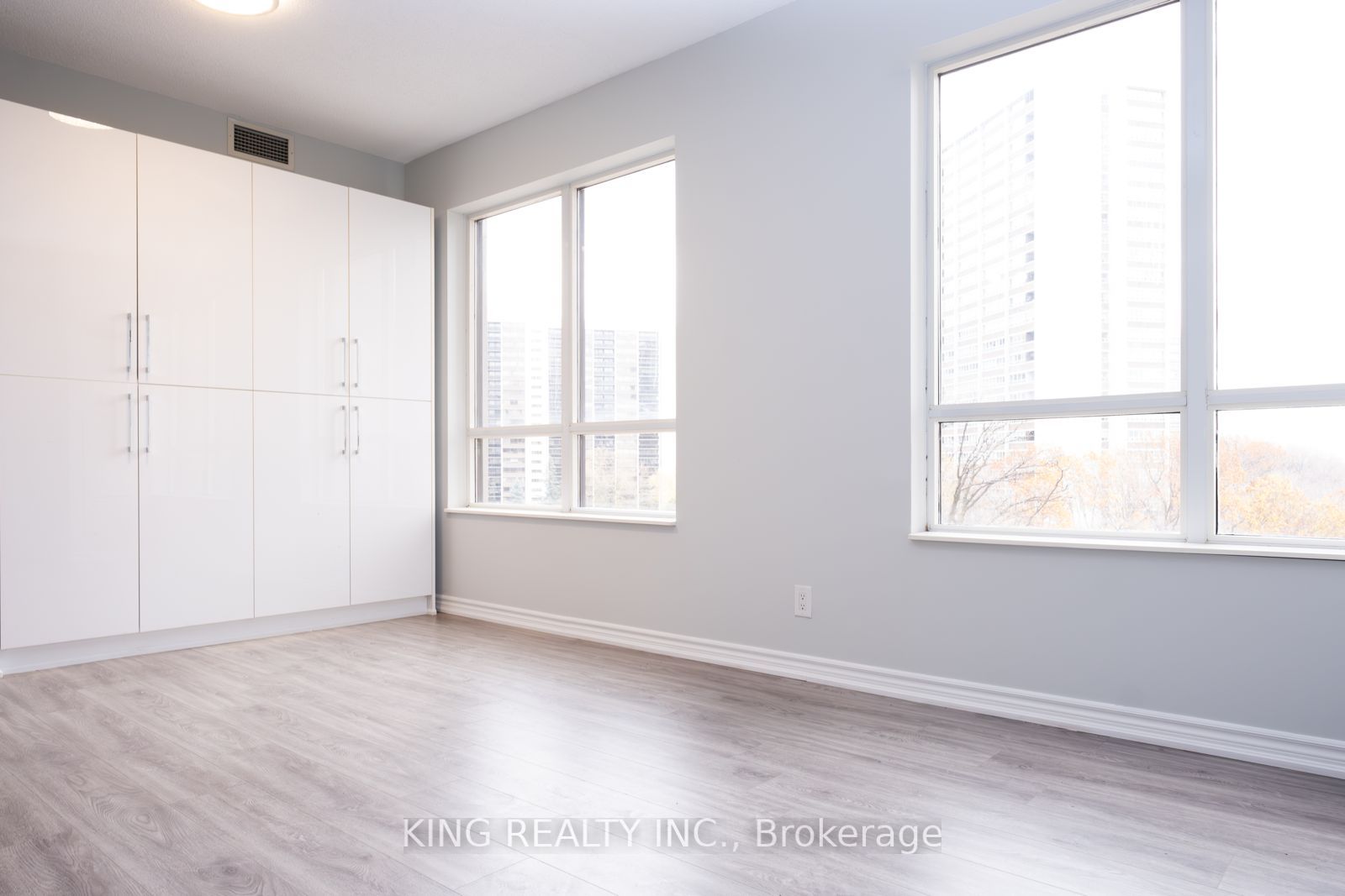 133 Wynford Dr, #603