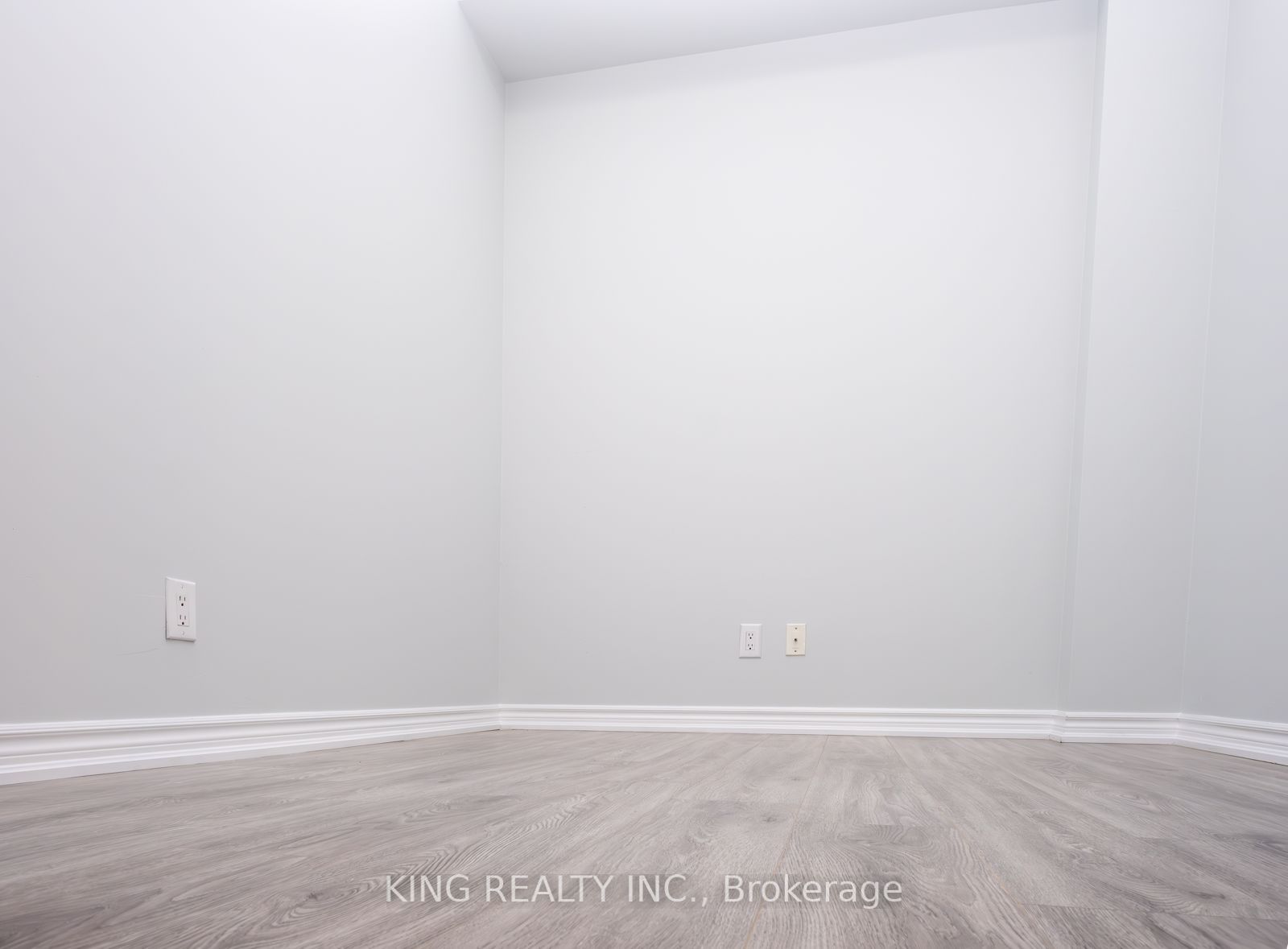 133 Wynford Dr, #603