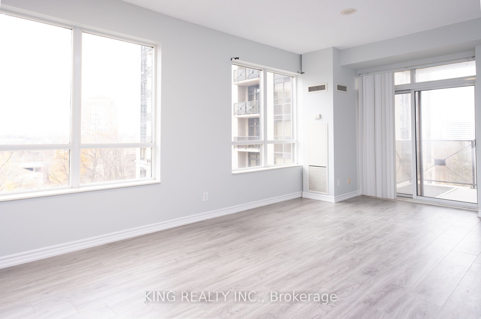 133 Wynford Dr, #603
