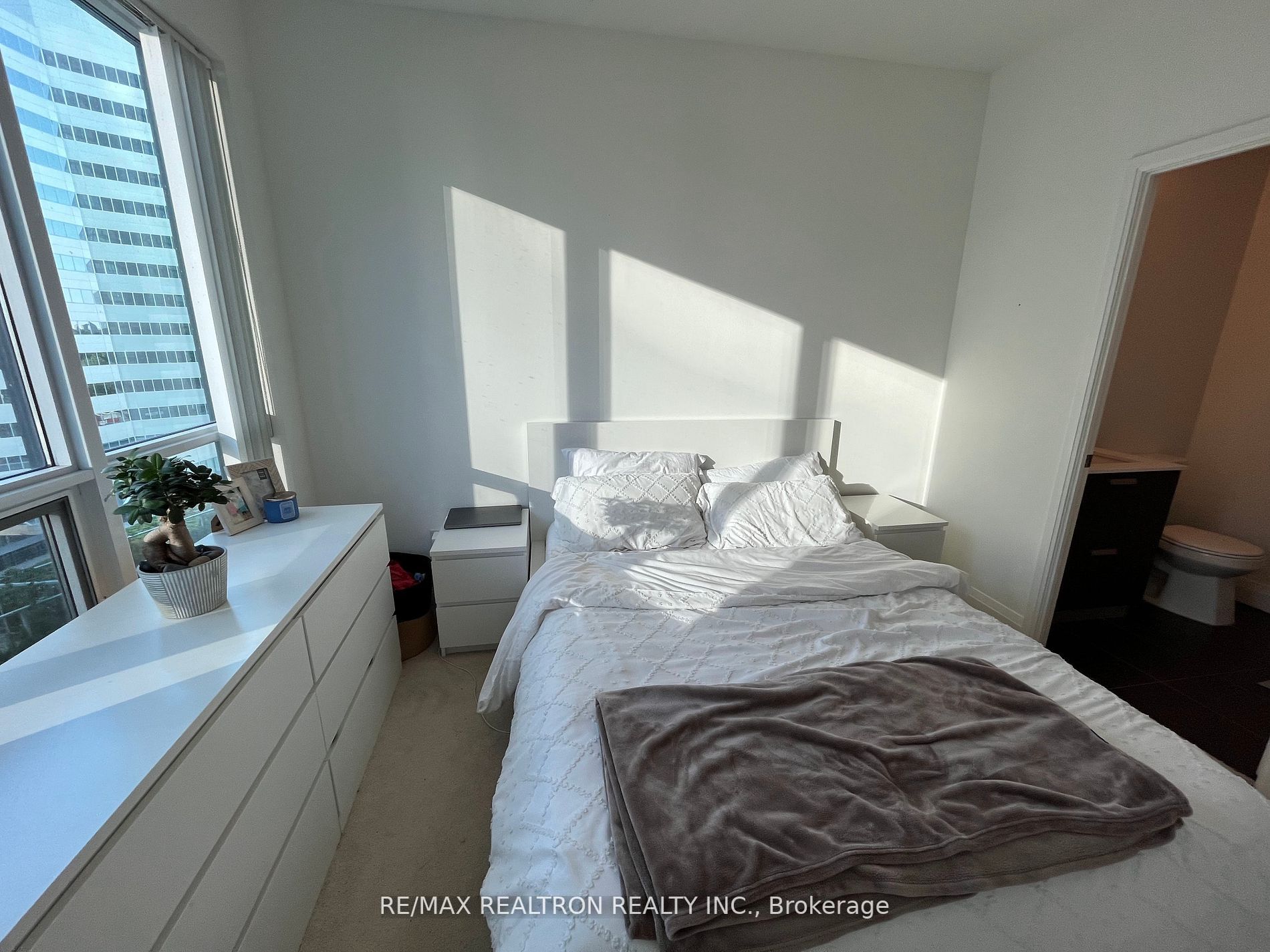 9 Bogert Ave, #609
