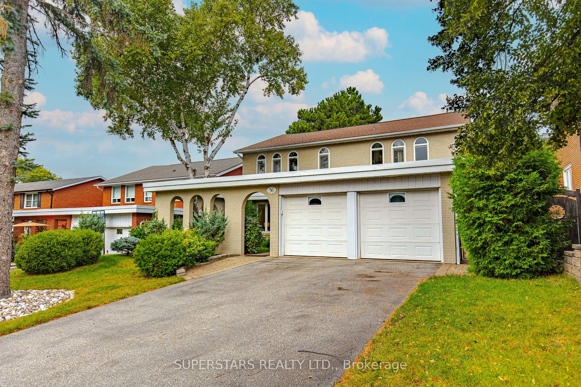 36 Butterfield Dr