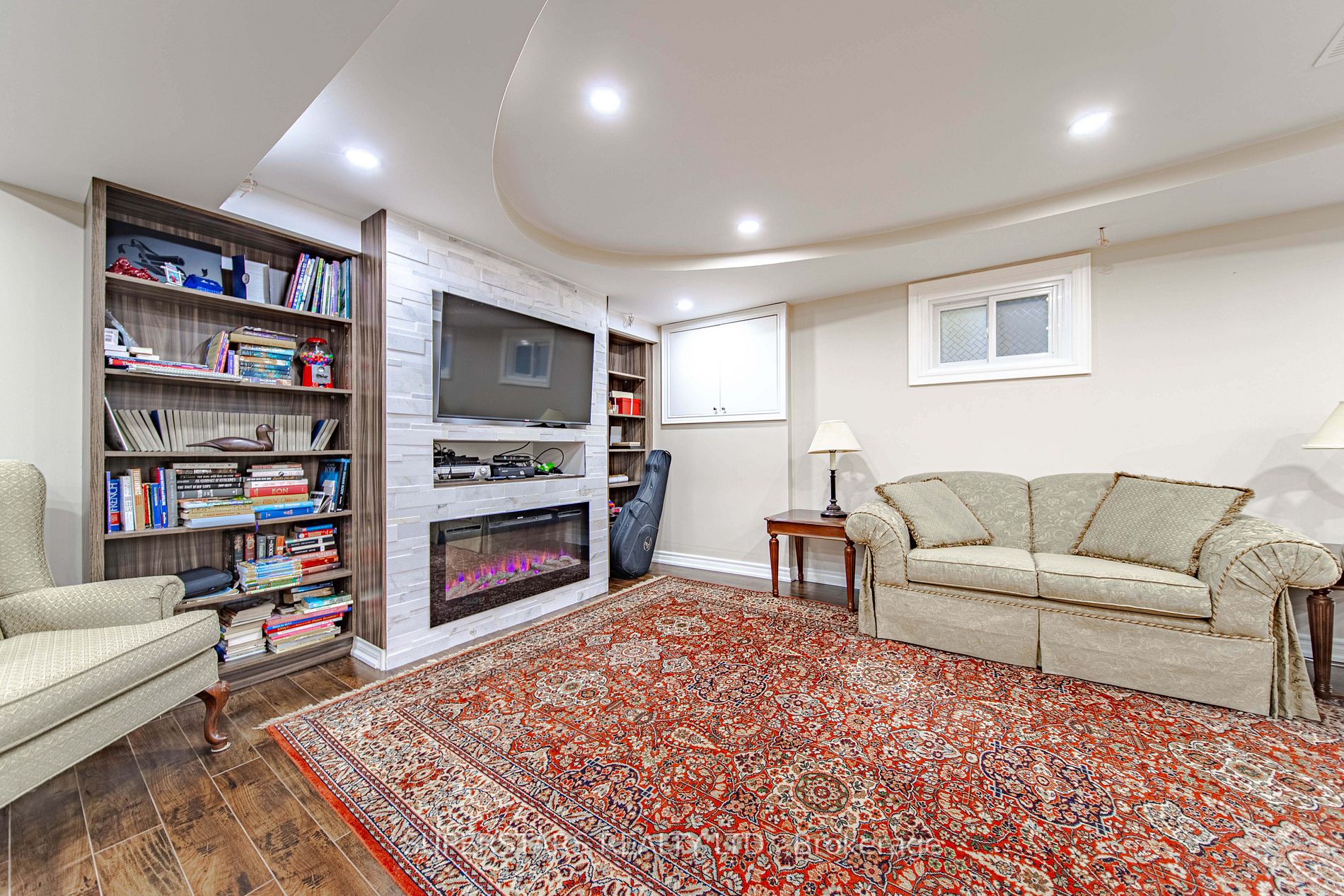 36 Butterfield Dr