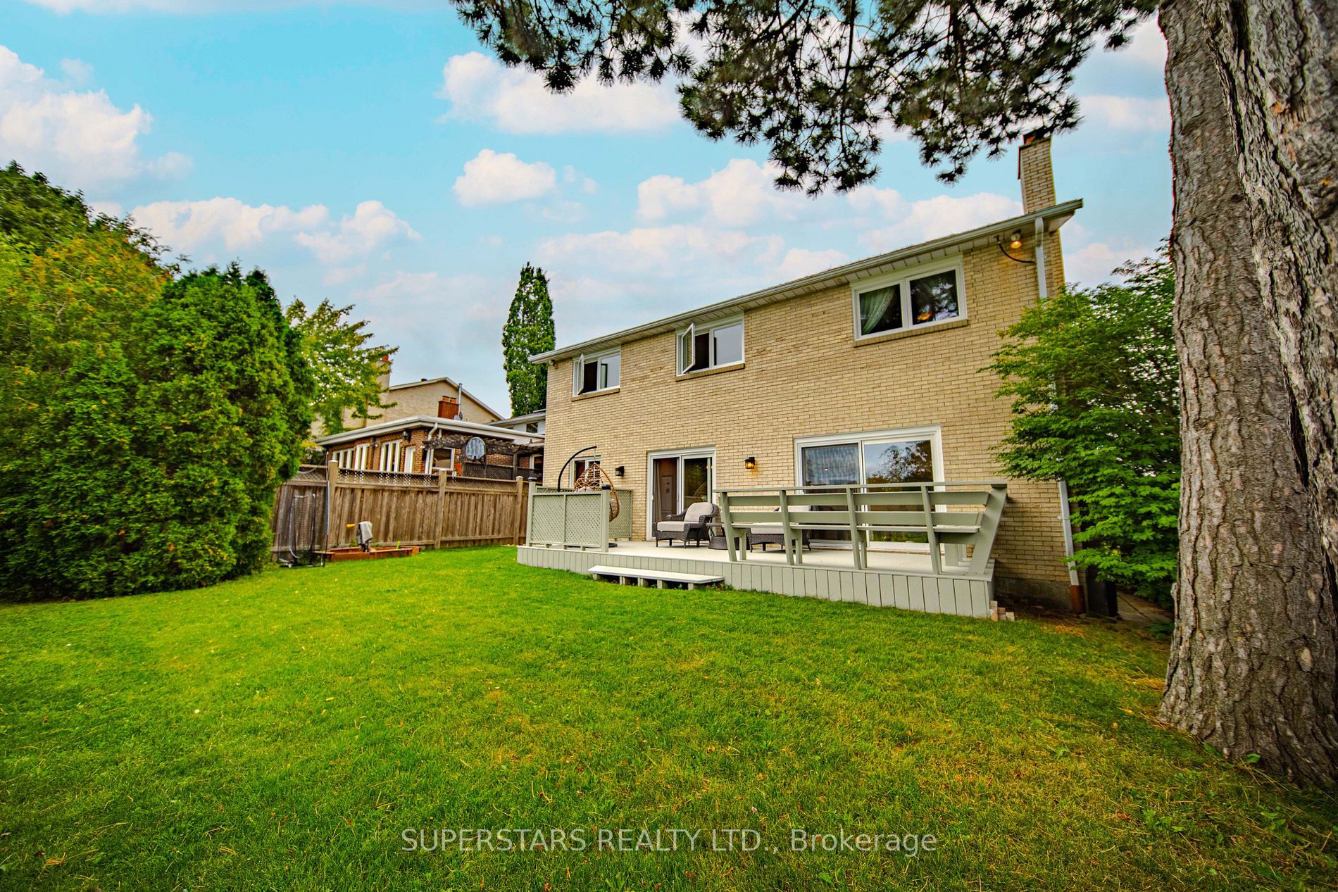 36 Butterfield Dr
