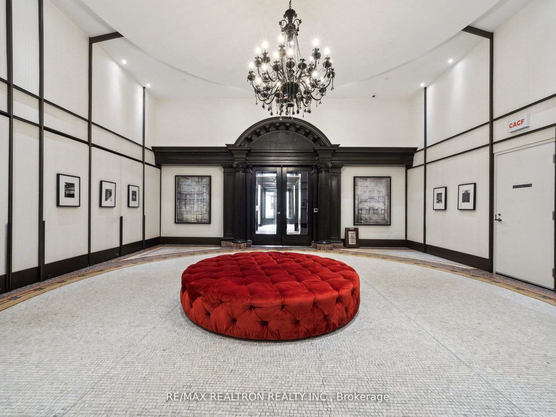 197 Yonge St, #1409