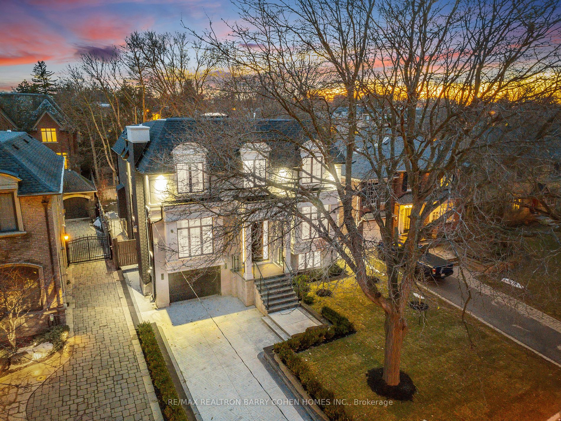 86 Mason Blvd