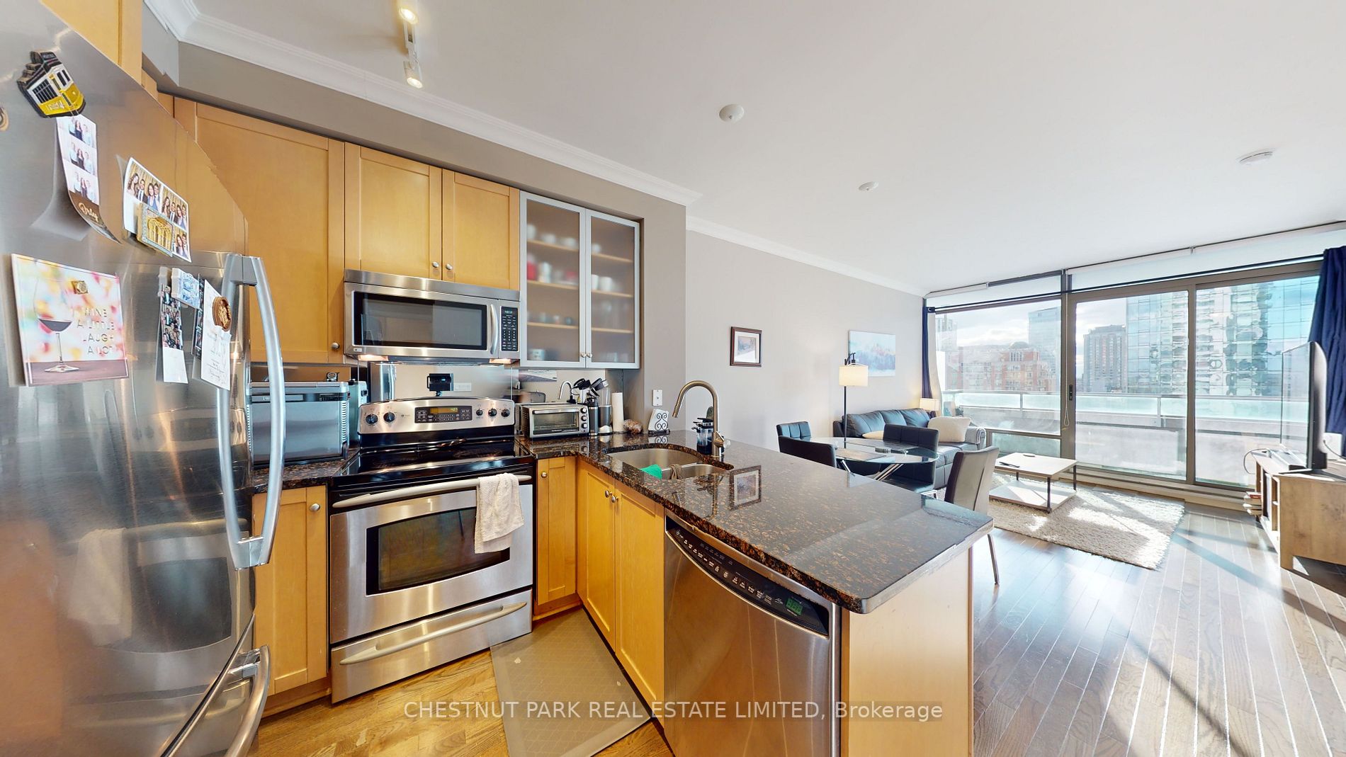 18 Yorkville Ave W, #1606