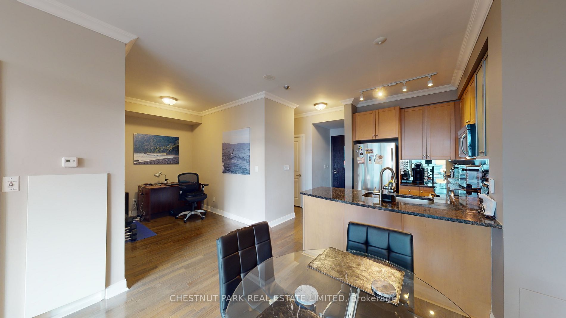 18 Yorkville Ave W, #1606