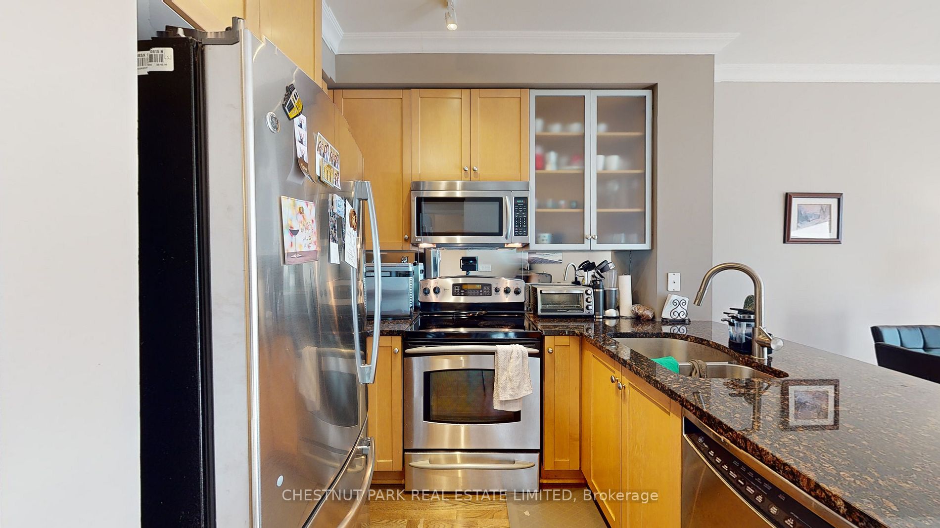 18 Yorkville Ave W, #1606