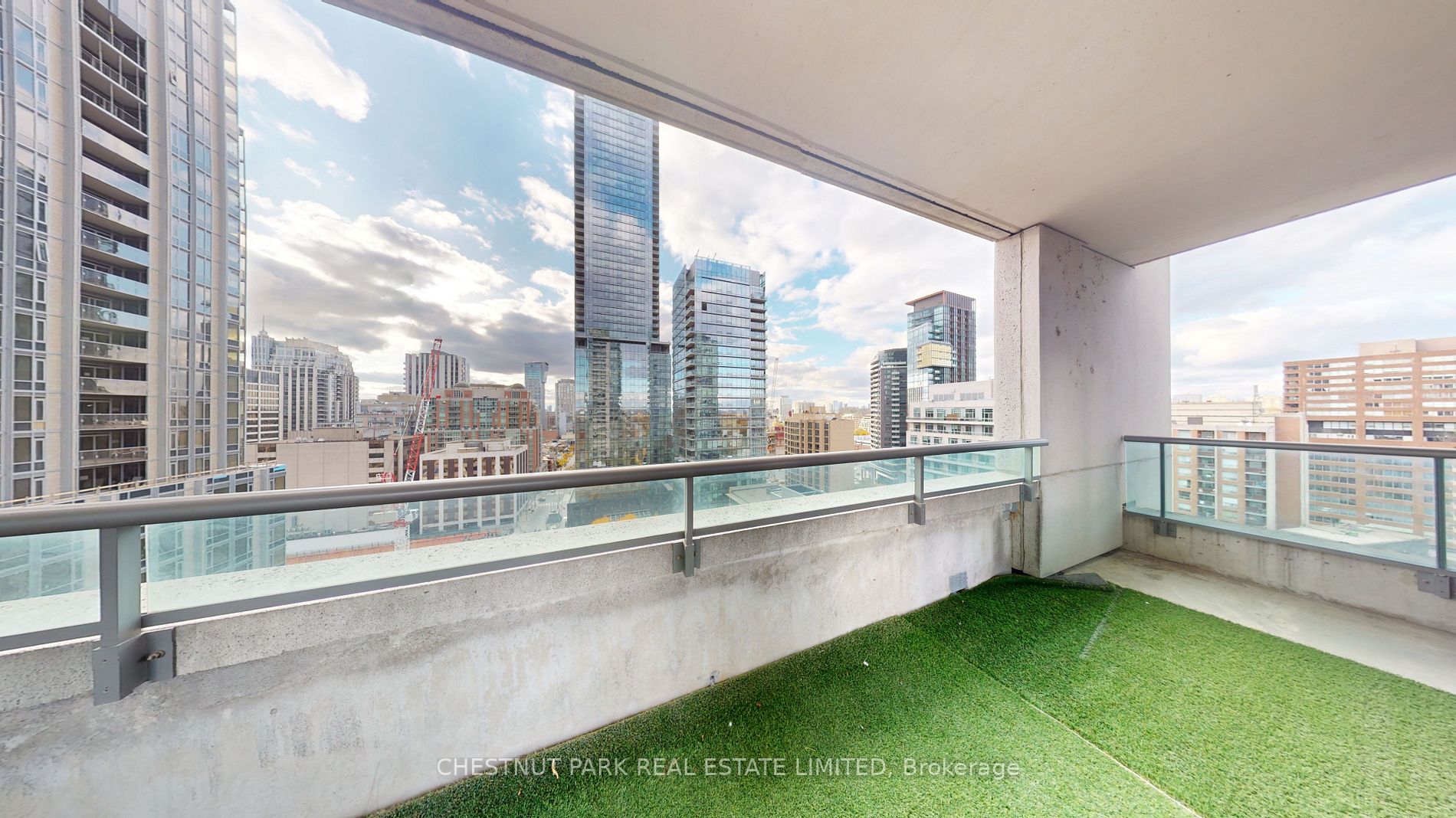 18 Yorkville Ave W, #1606