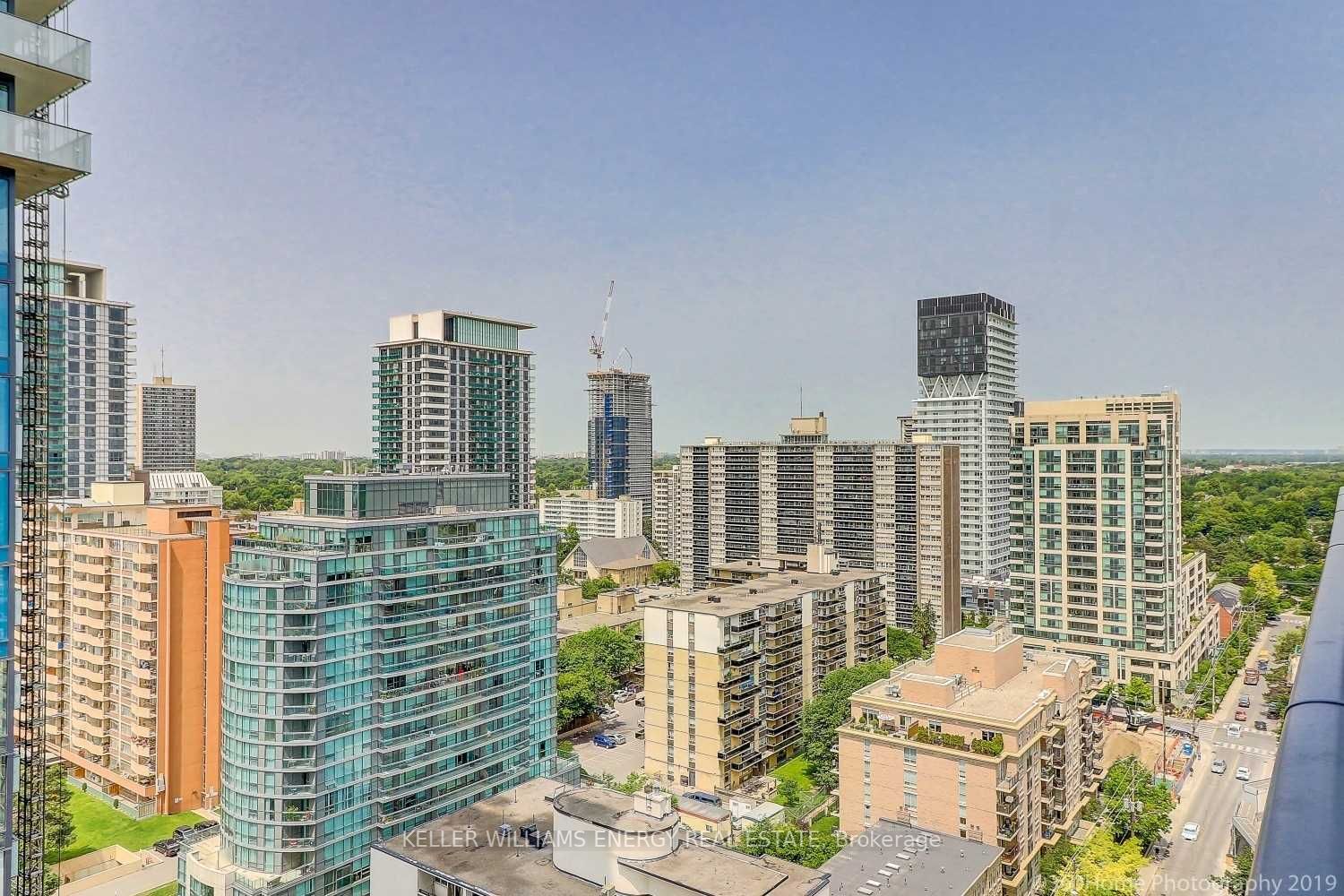 185 Roehampton Ave, #2802