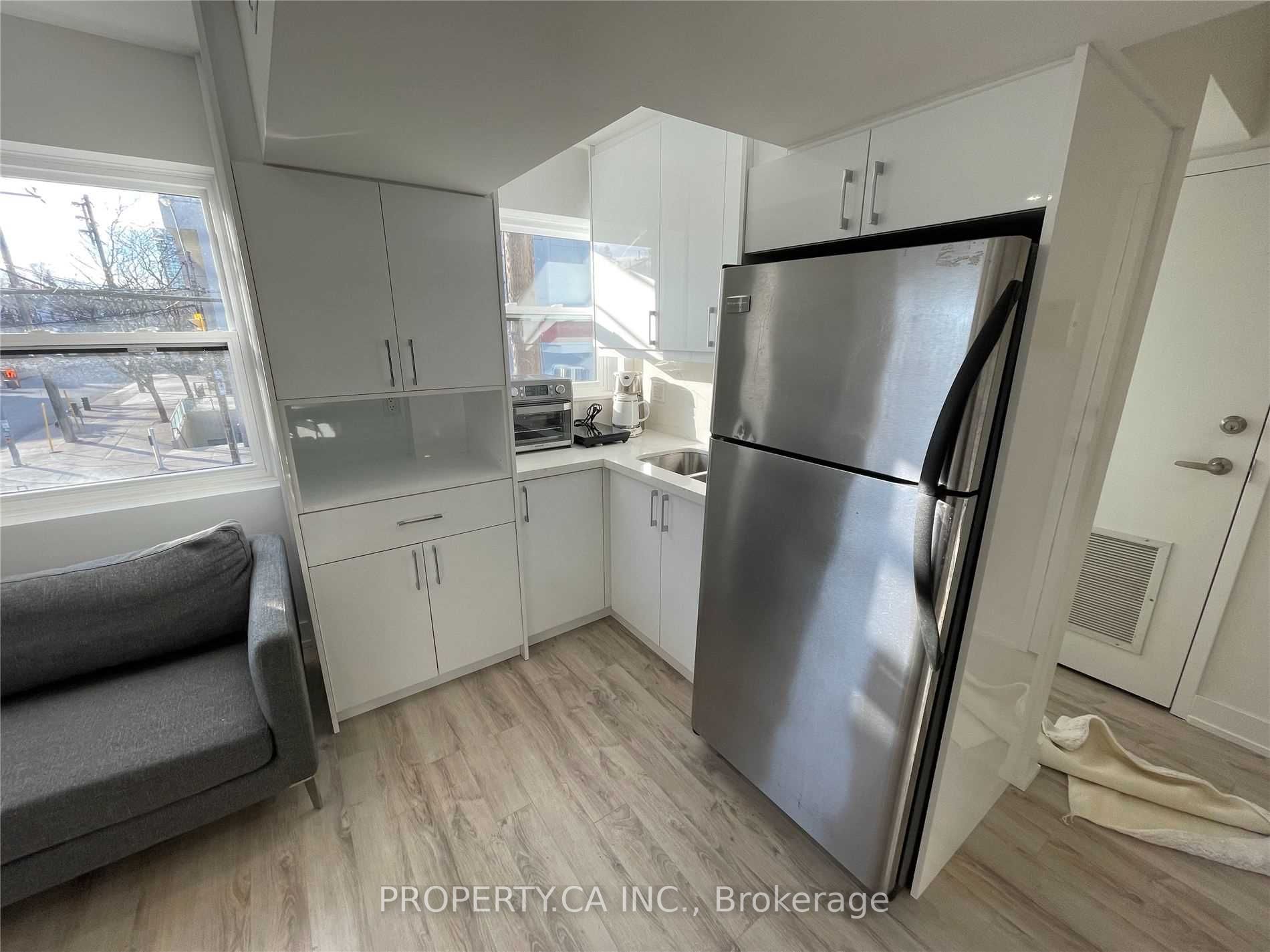 252A Soudan Ave, #1