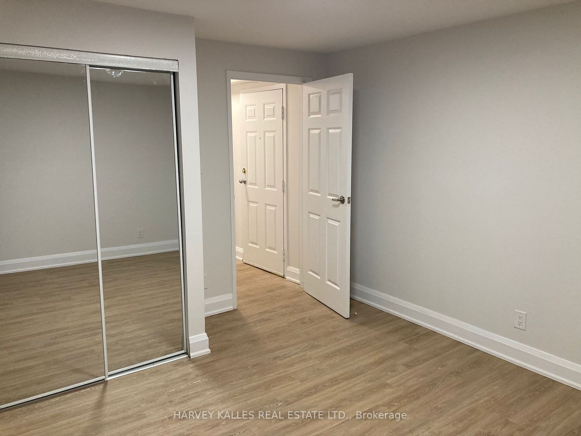 399 Dupont St, #104
