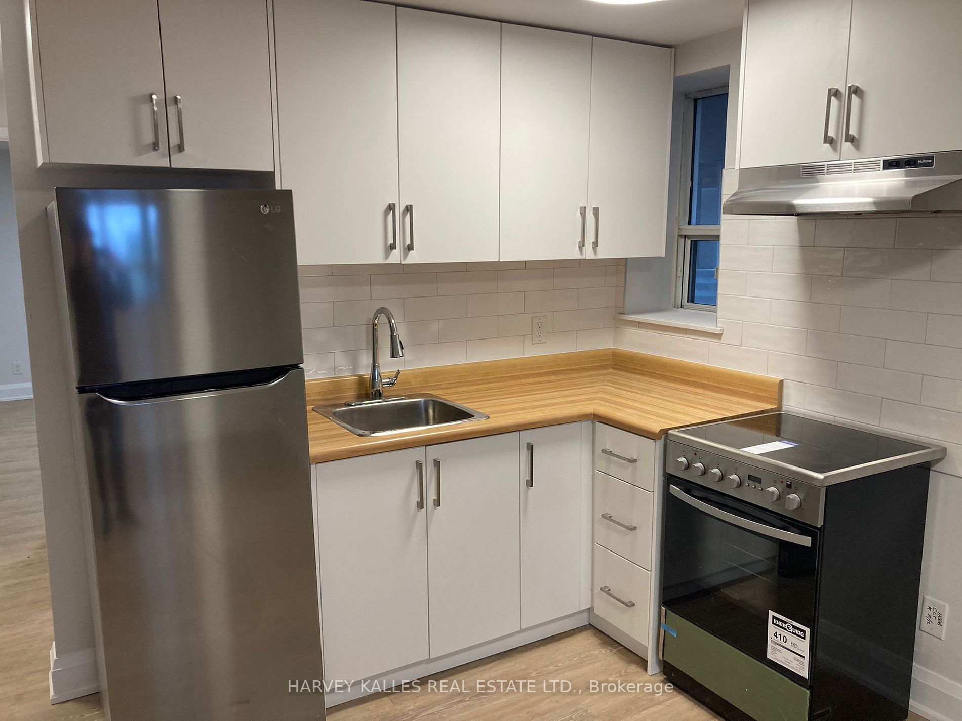 399 Dupont St, #104