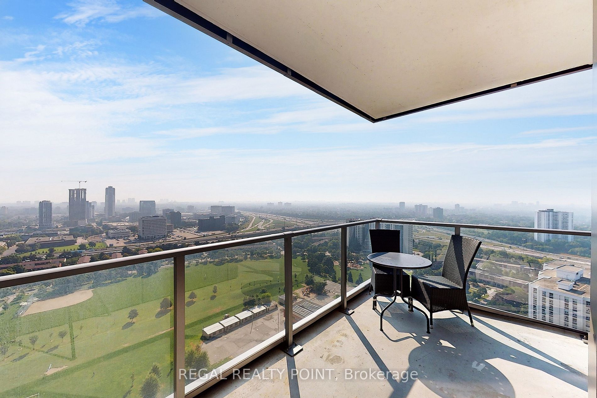 32 Forest Manor Rd, #2708
