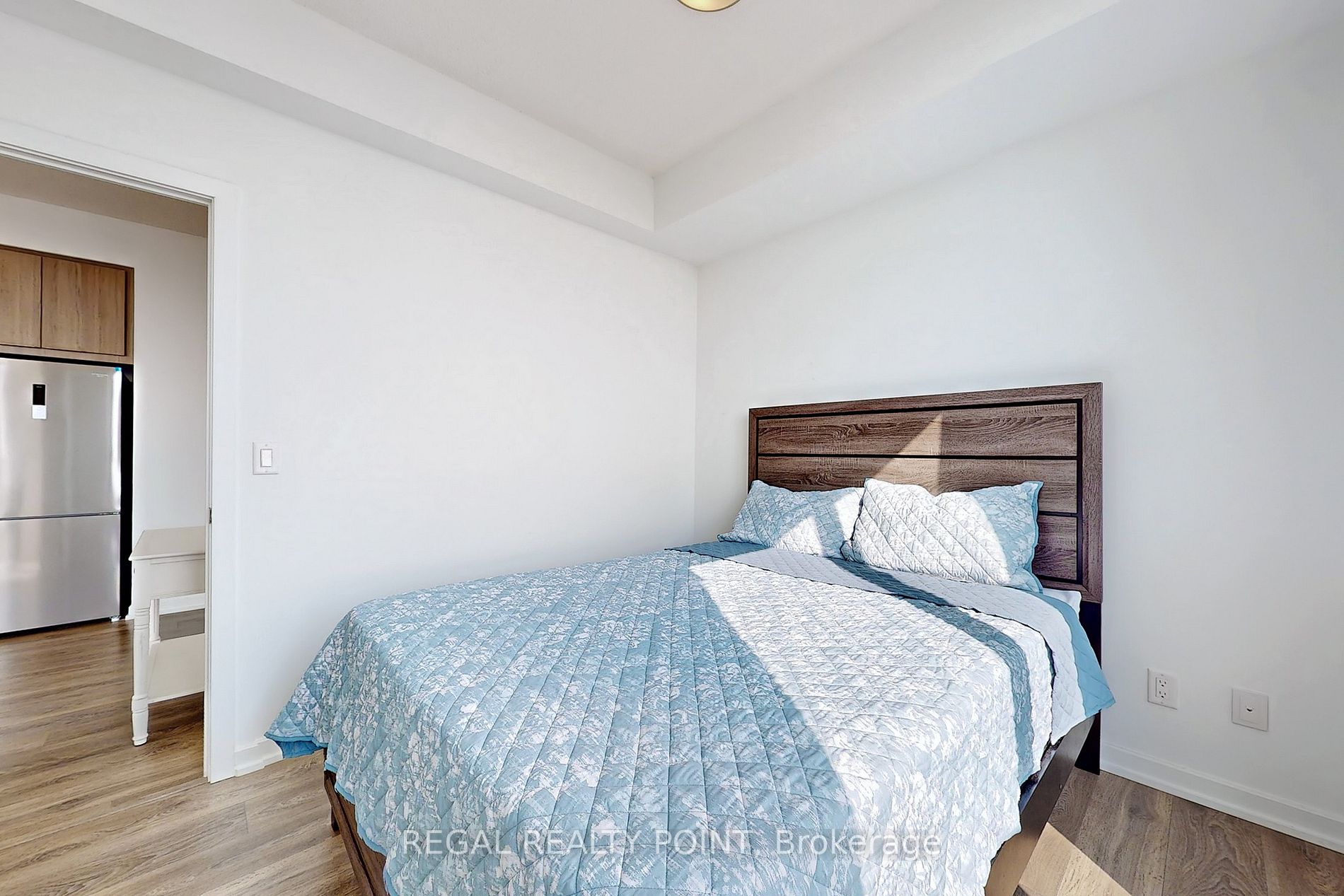 32 Forest Manor Rd, #2708