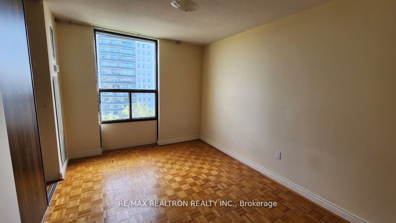 100 Canyon Ave, #801
