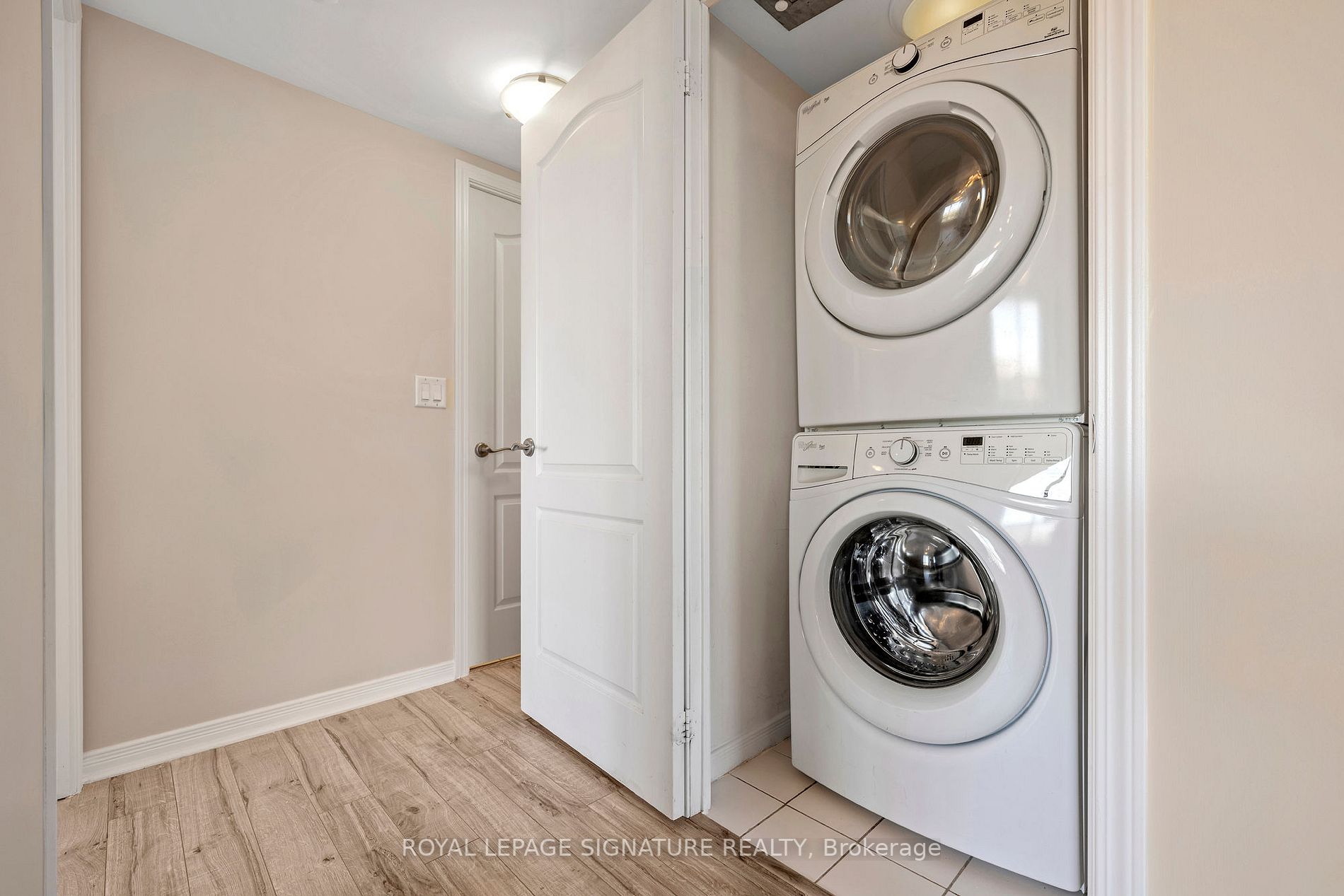 205 The Donway W, #522