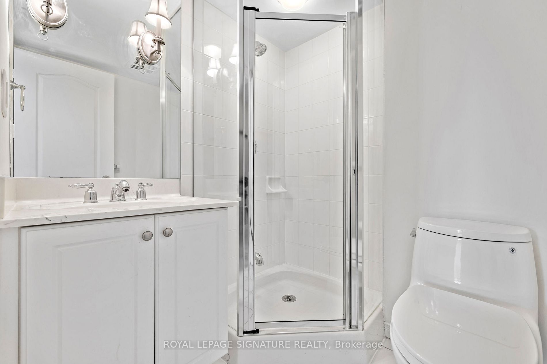 205 The Donway W, #522