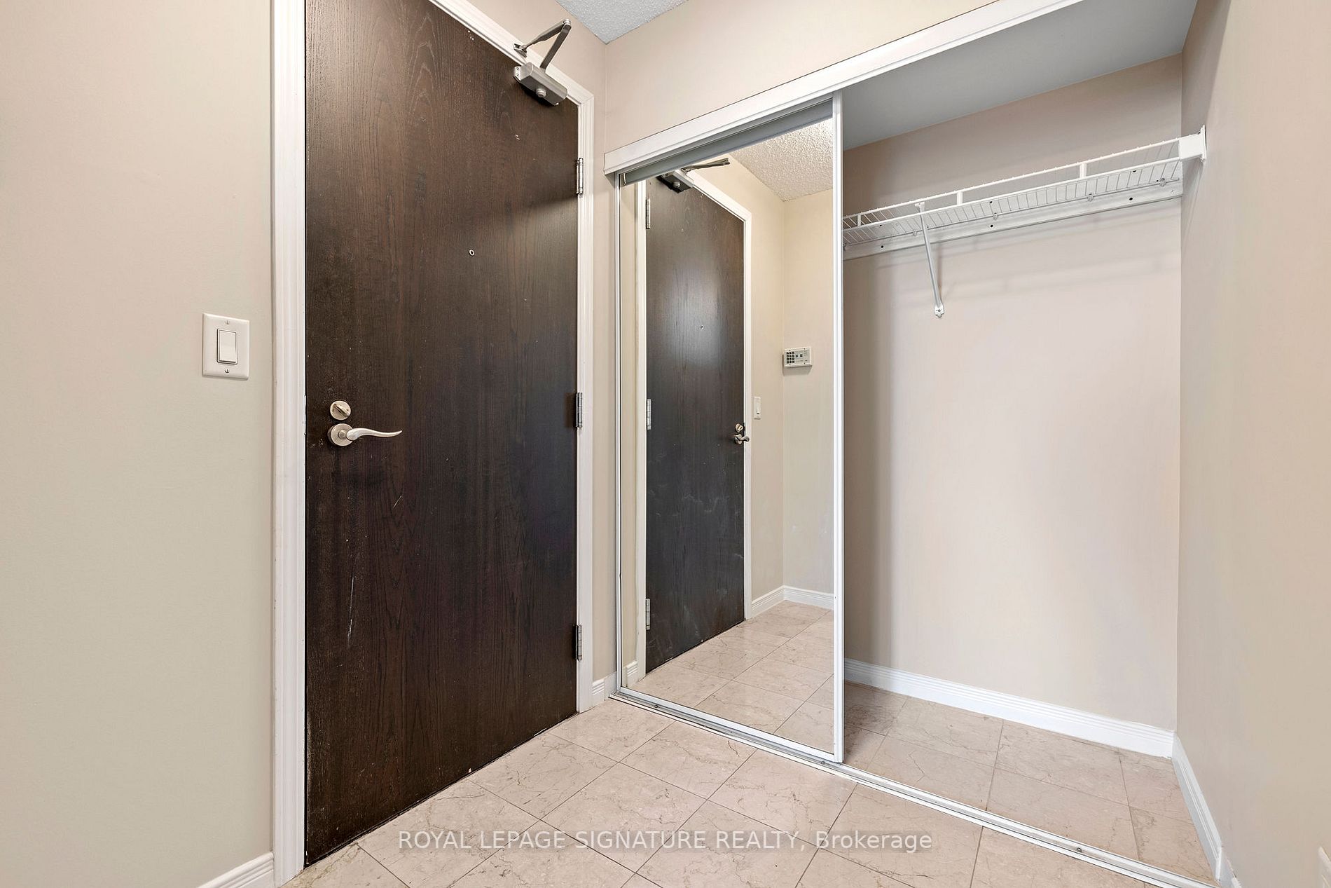 205 The Donway W, #522