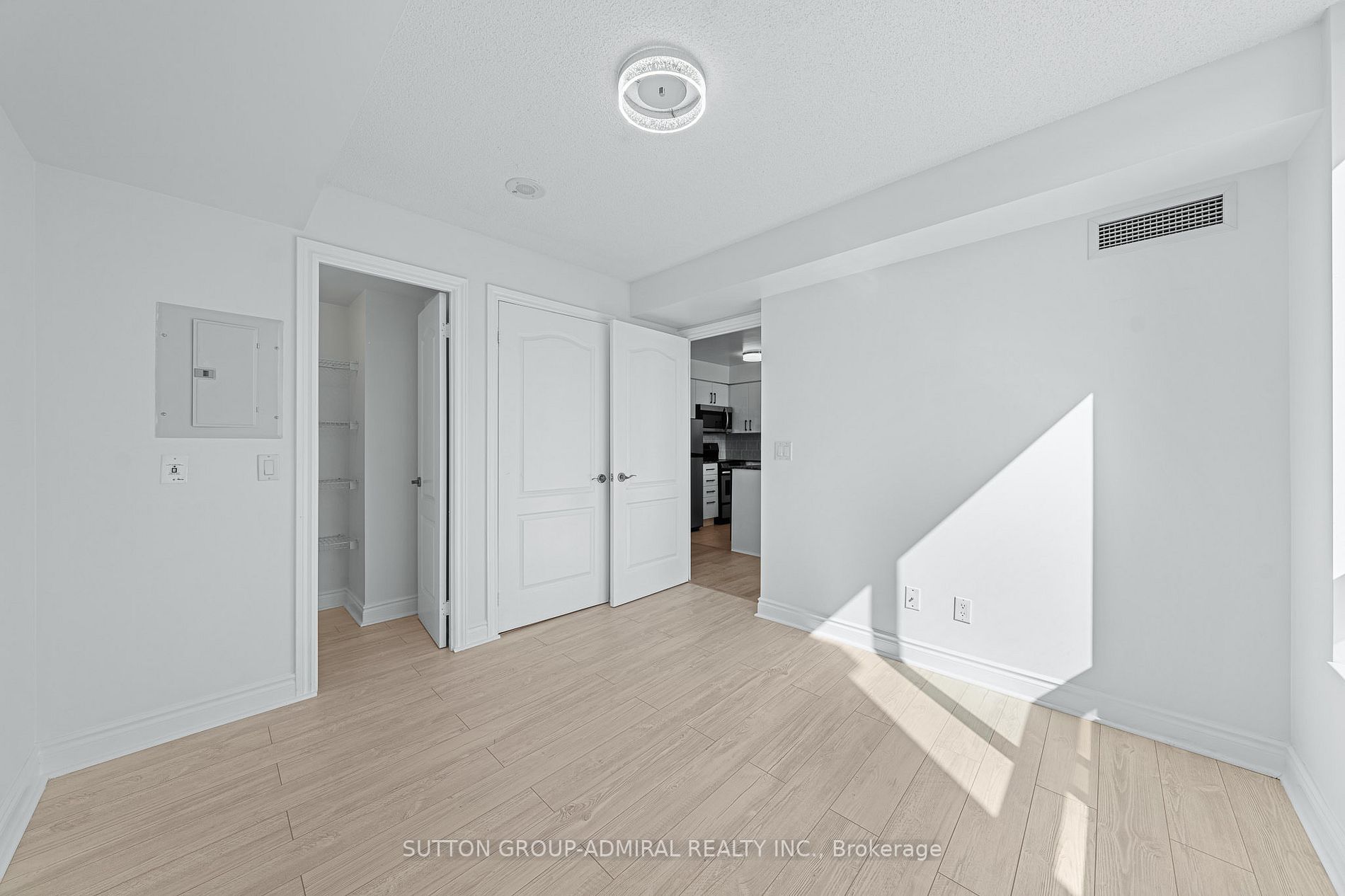 1103 Leslie St, #409