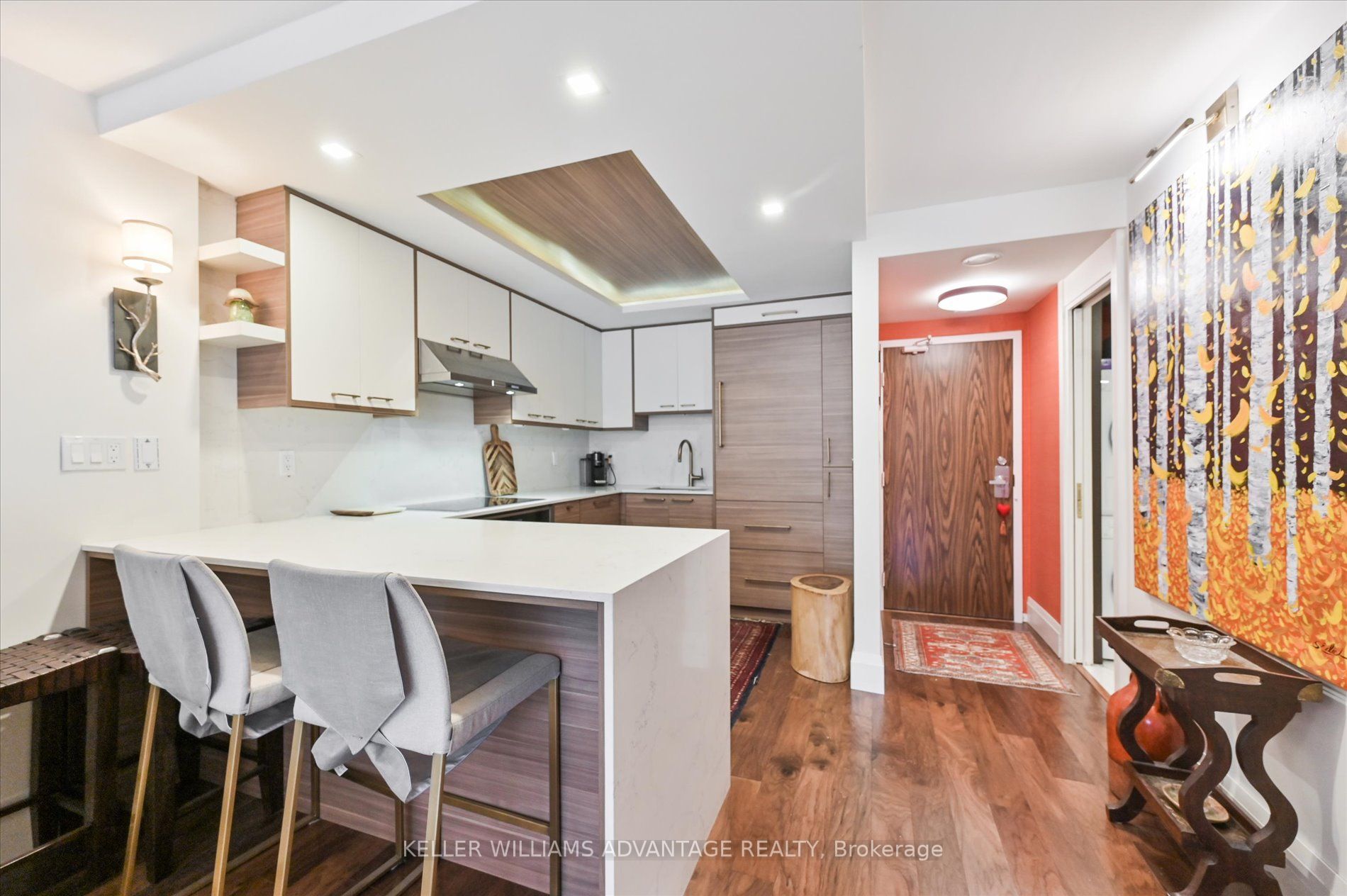 1555 Avenue Rd, #306