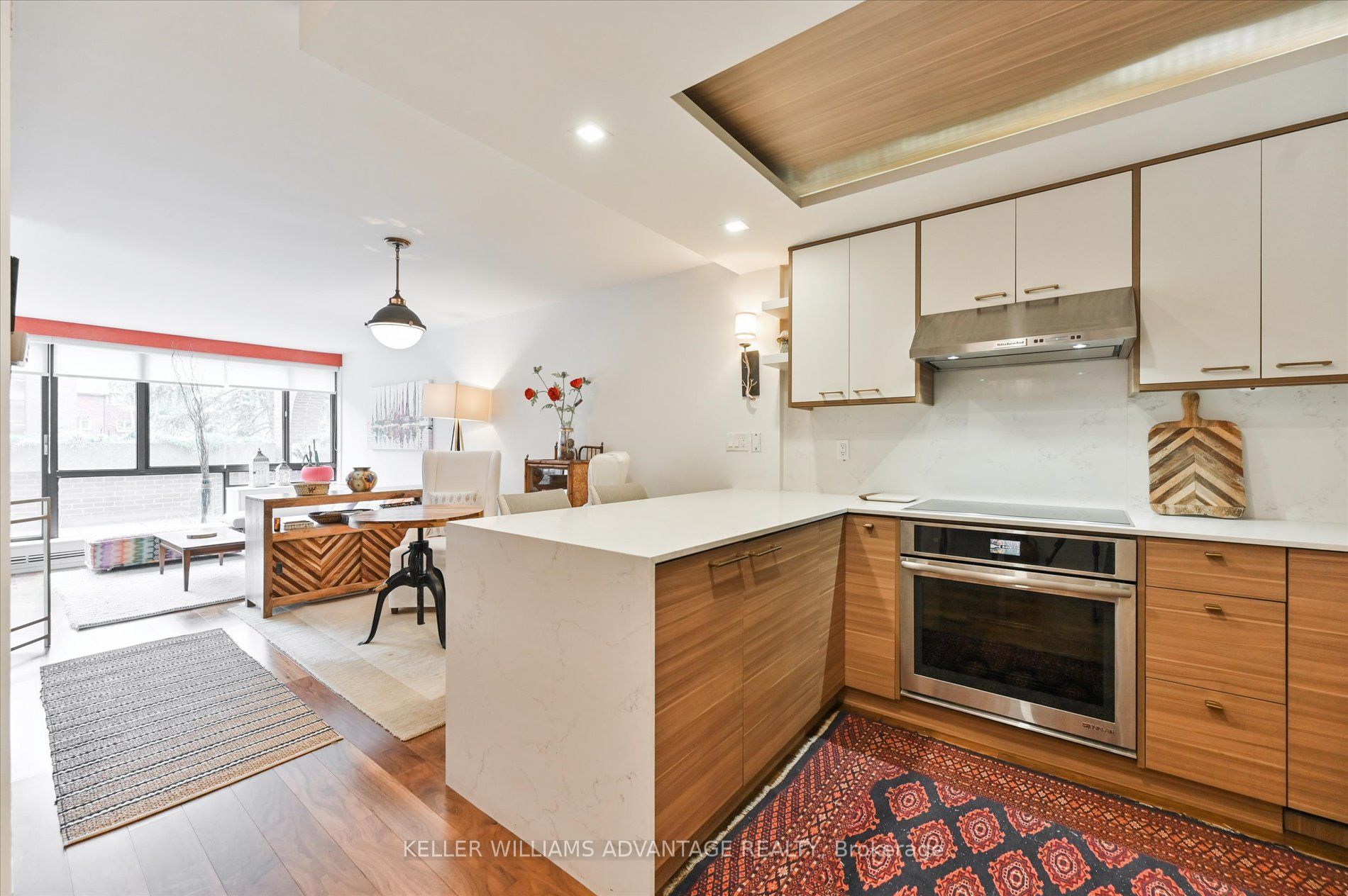 1555 Avenue Rd, #306