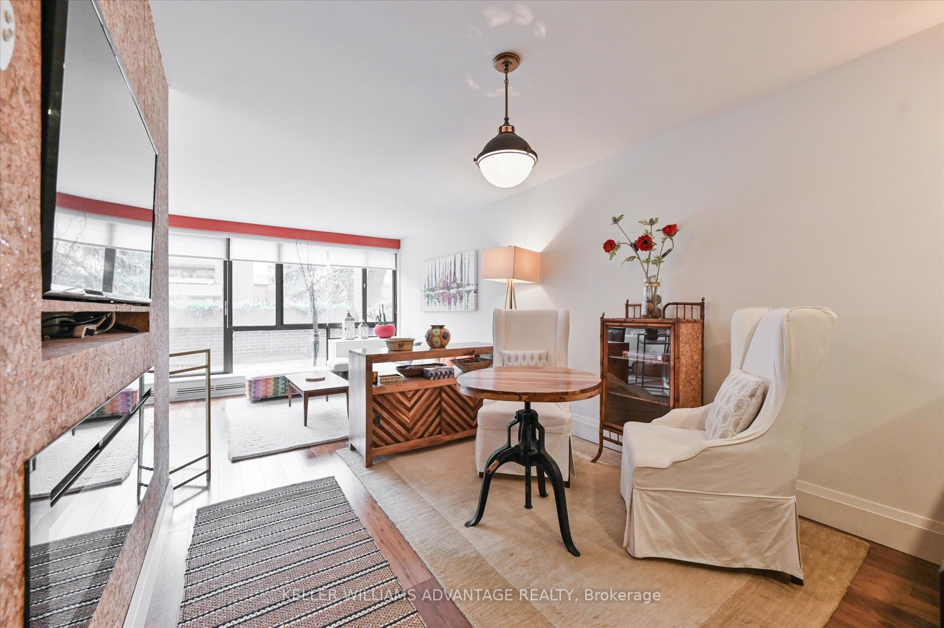 1555 Avenue Rd, #306