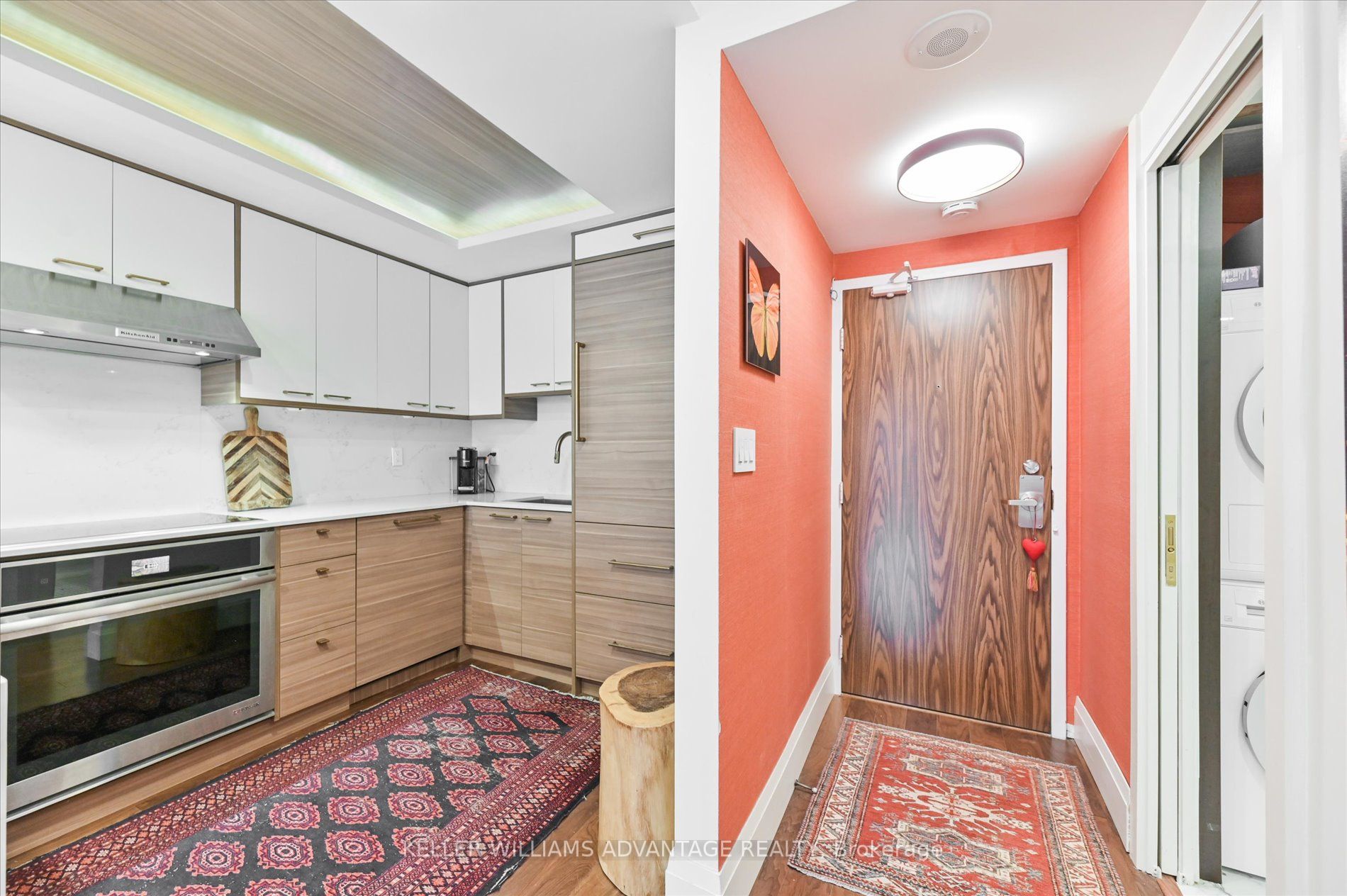 1555 Avenue Rd, #306