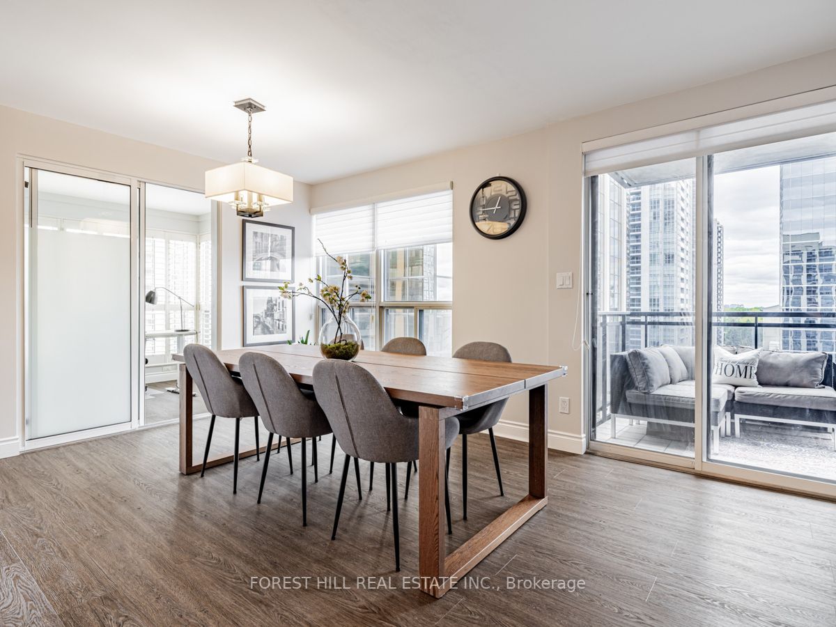 18 Hollywood Ave, #1205