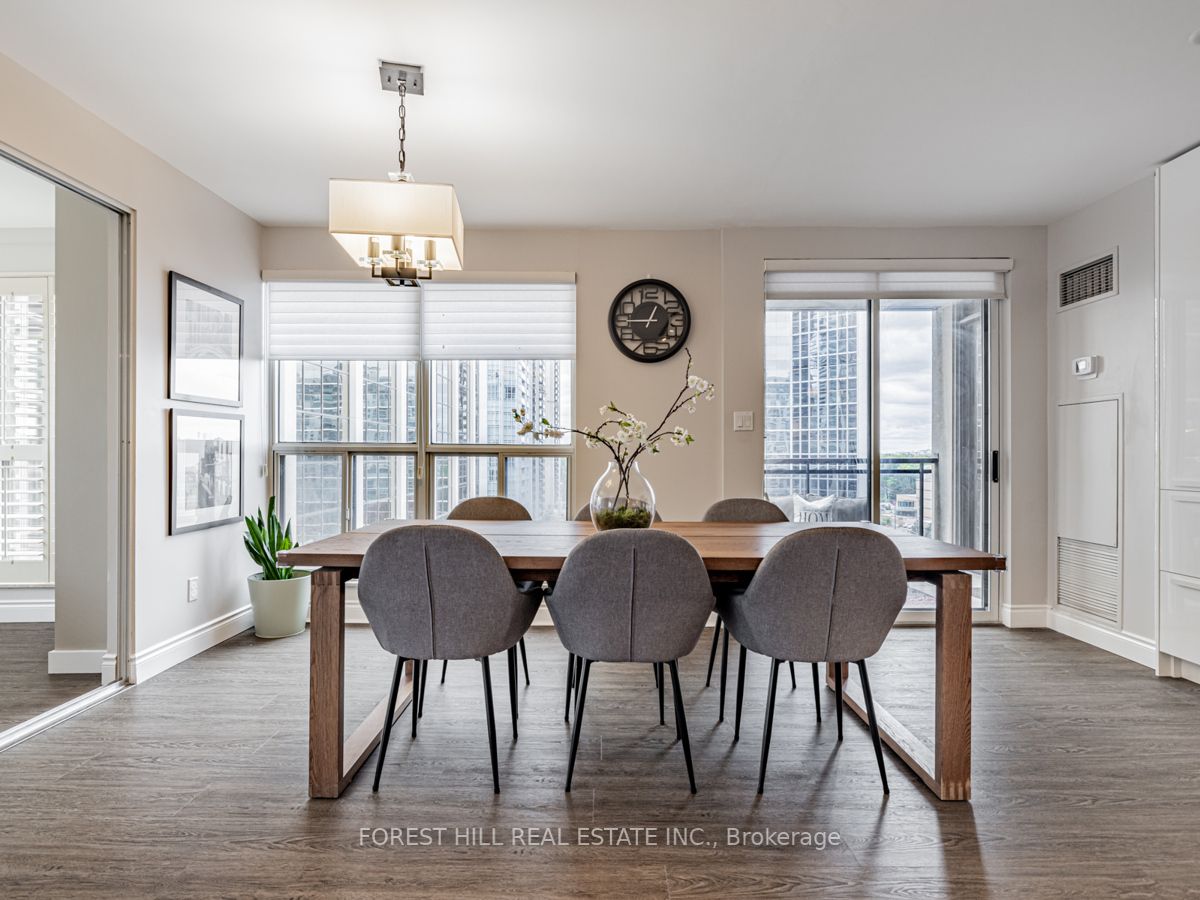 18 Hollywood Ave, #1205