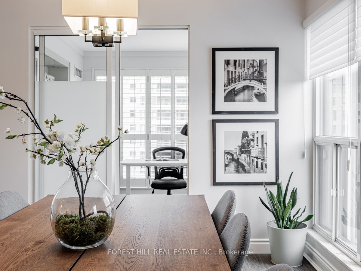 18 Hollywood Ave, #1205
