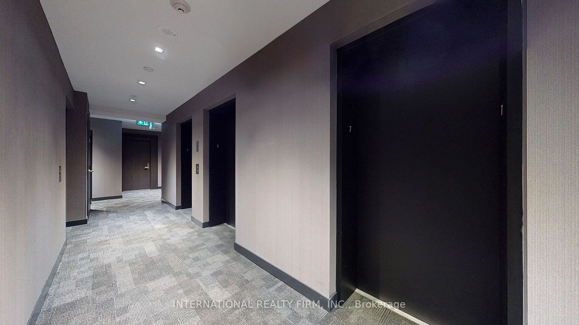 1 Yorkville Ave, #710