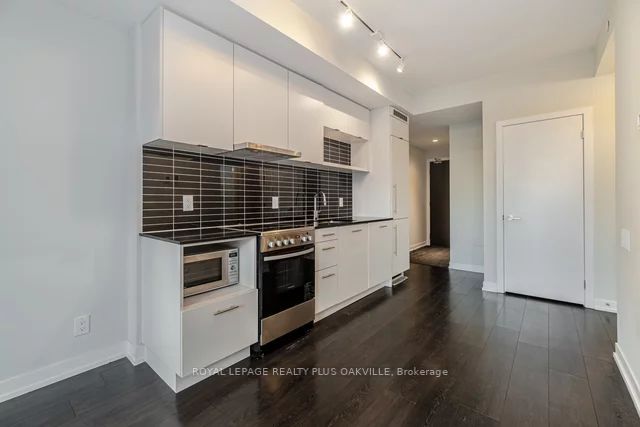 365 Church St, #2101