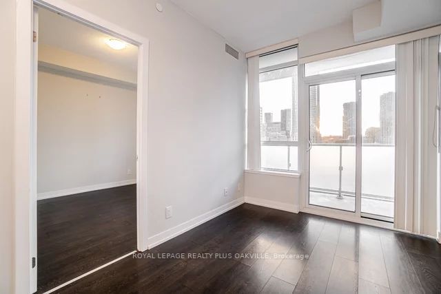 365 Church St, #2101