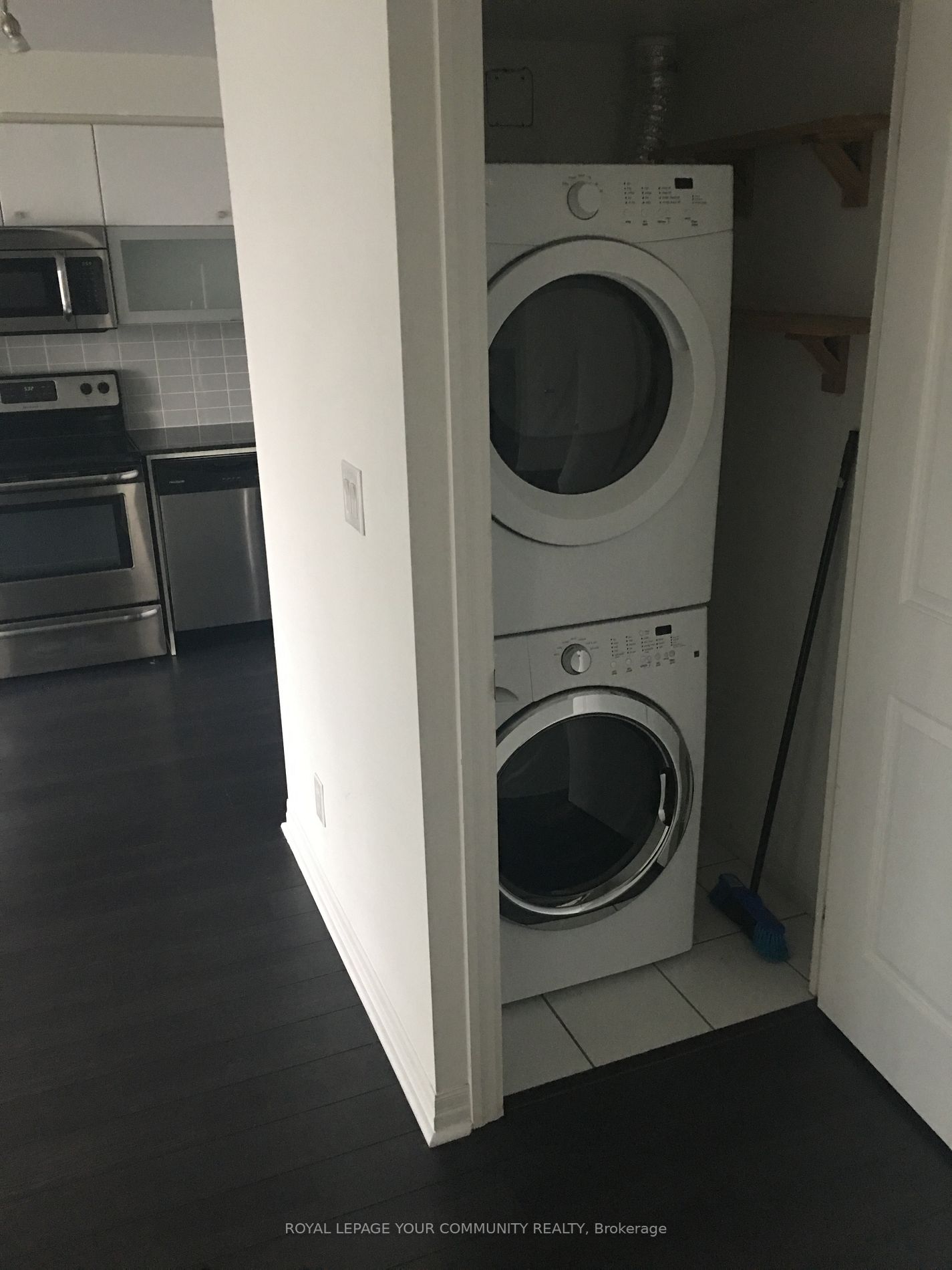 2015 Sheppard Ave E, #209
