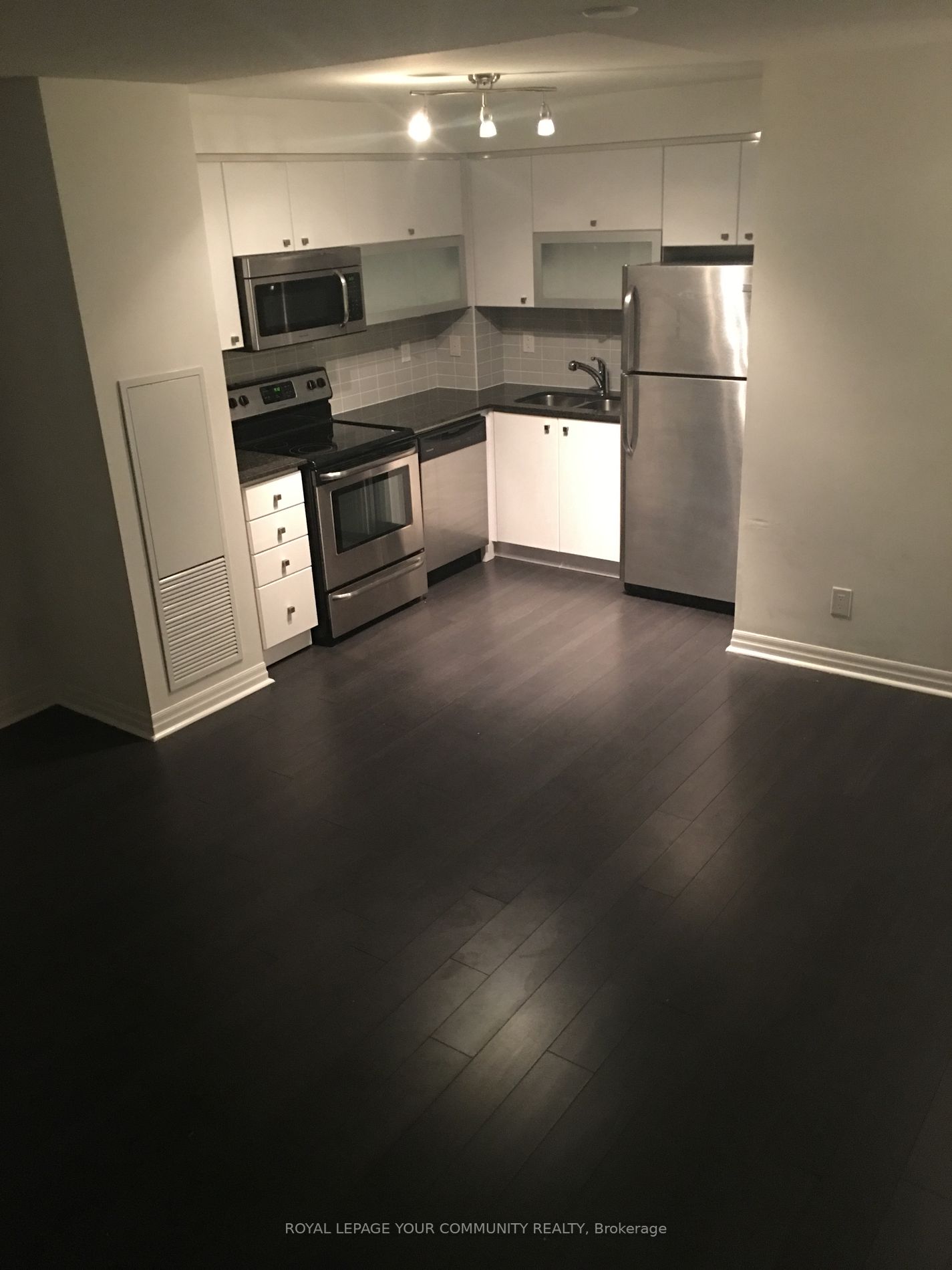 2015 Sheppard Ave E, #209