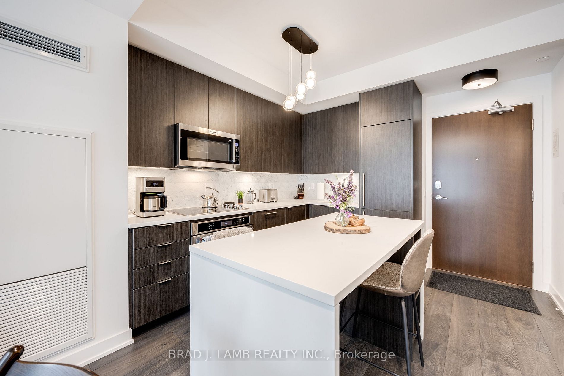 38 IANNUZZI Street #642