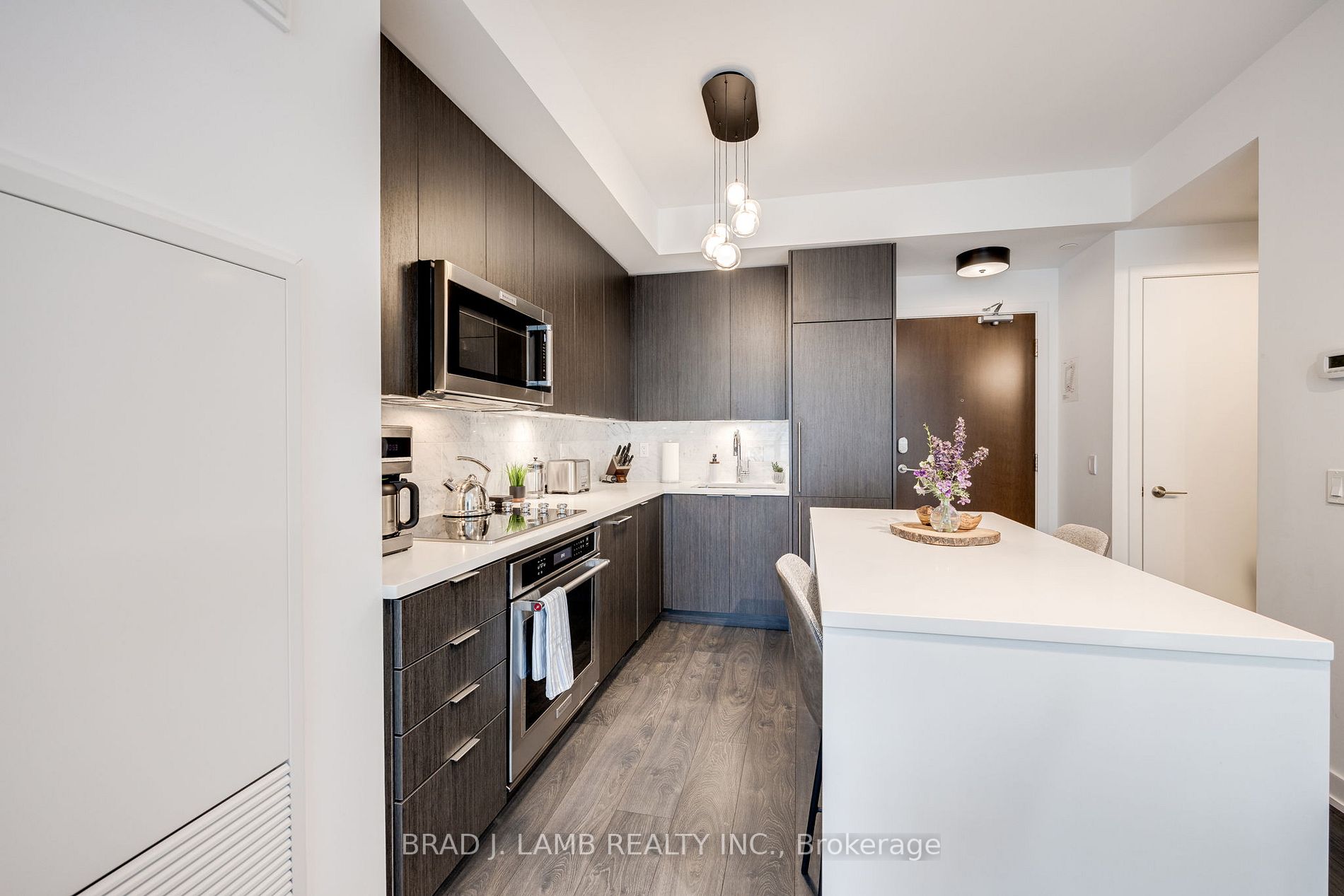 38 IANNUZZI Street #642