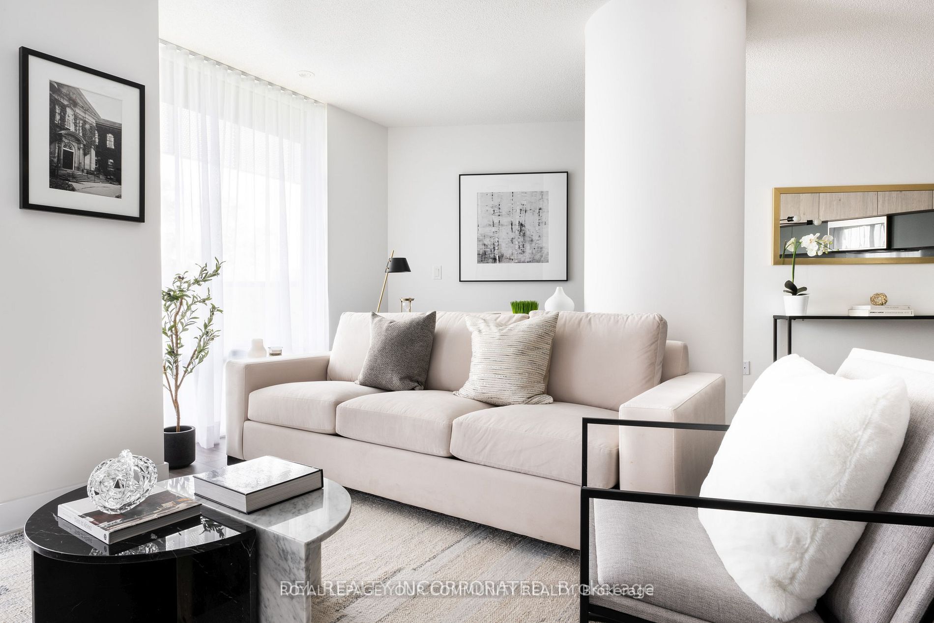 25 Adra Grado Way, #330
