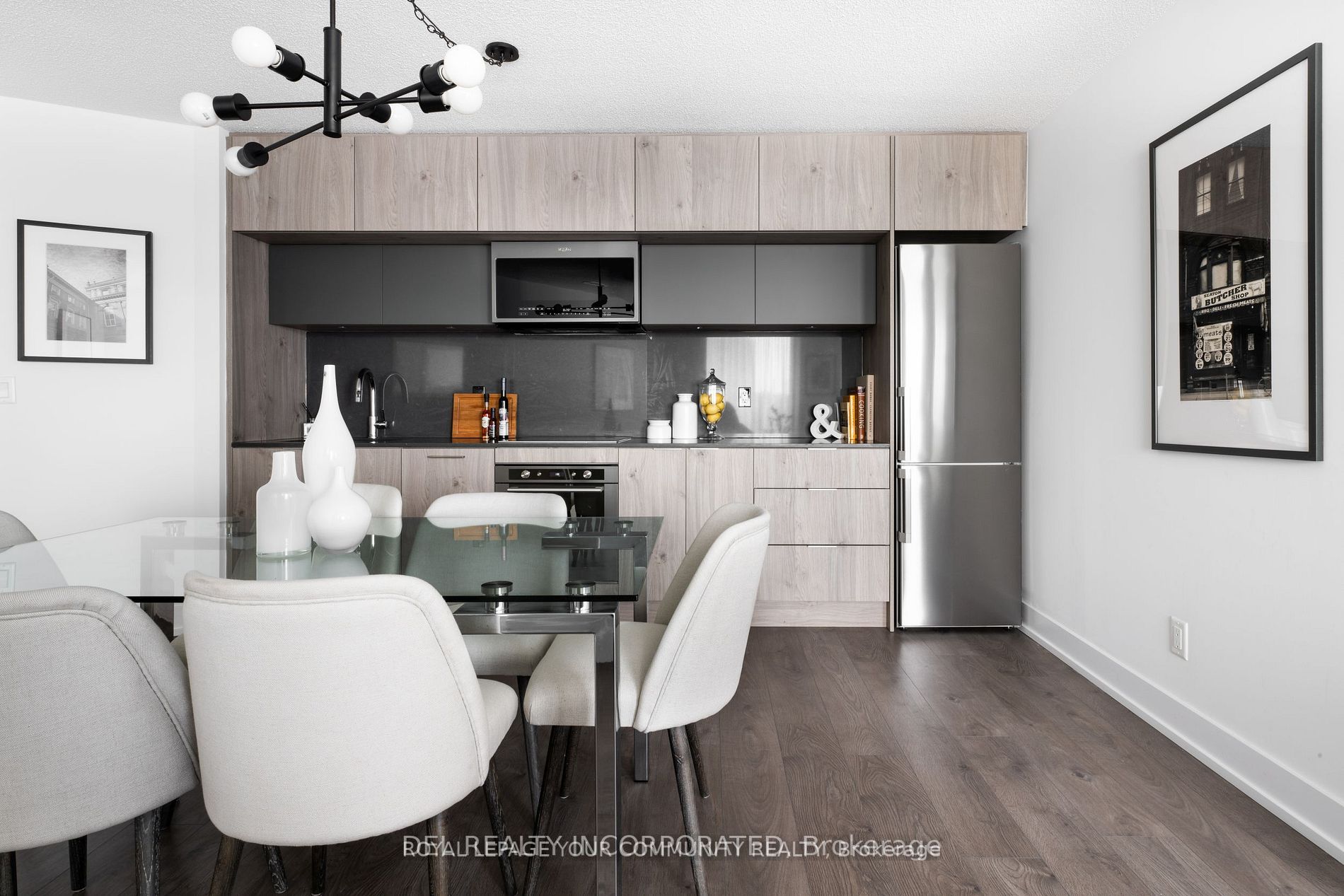 25 Adra Grado Way, #330