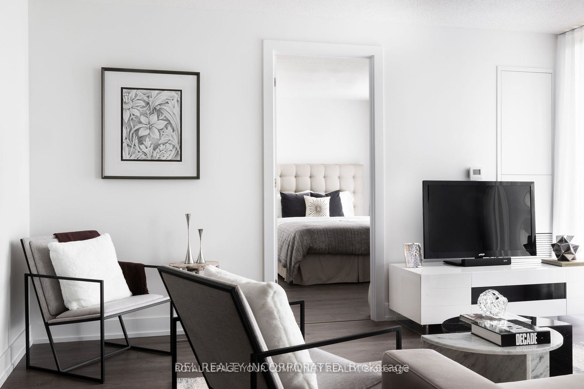 25 Adra Grado Way, #330